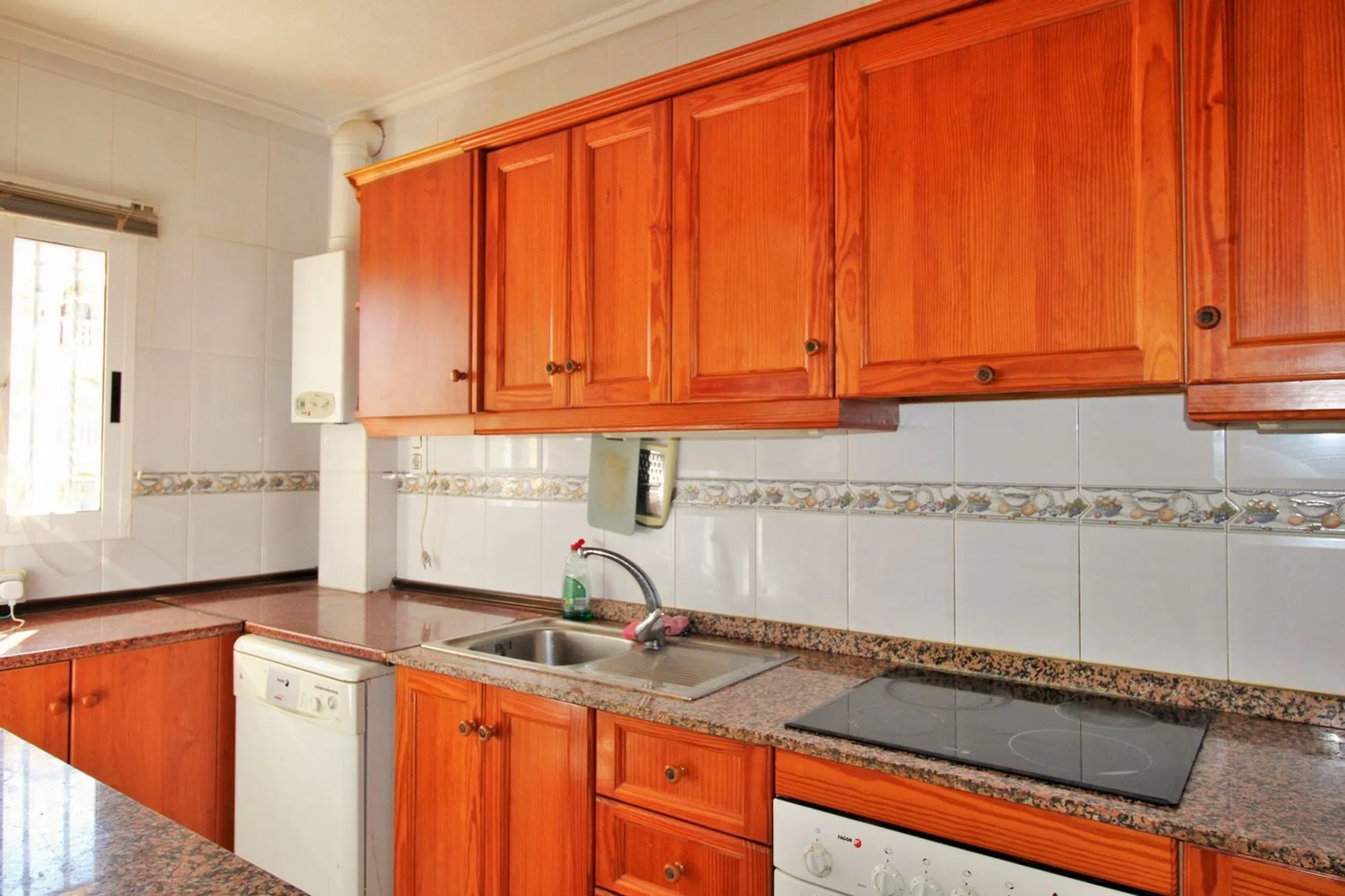 Casas con 3 dormitorios en Orihuela, Alicante