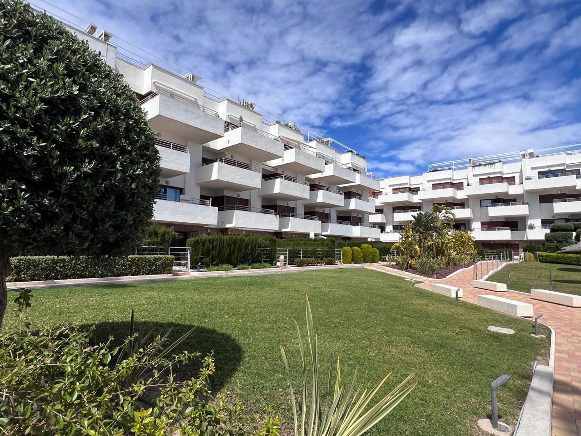 Pisos en venta 2 bd in Orihuela, Alicante