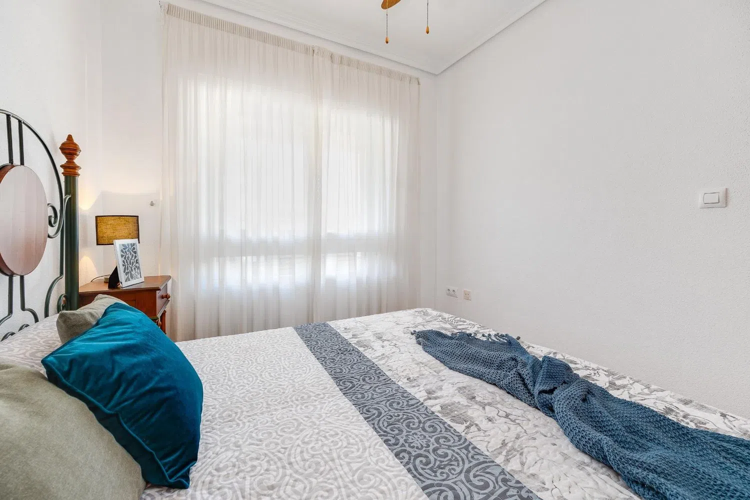 Квартиры на продажу 2 bd in Torrevieja, Alicante