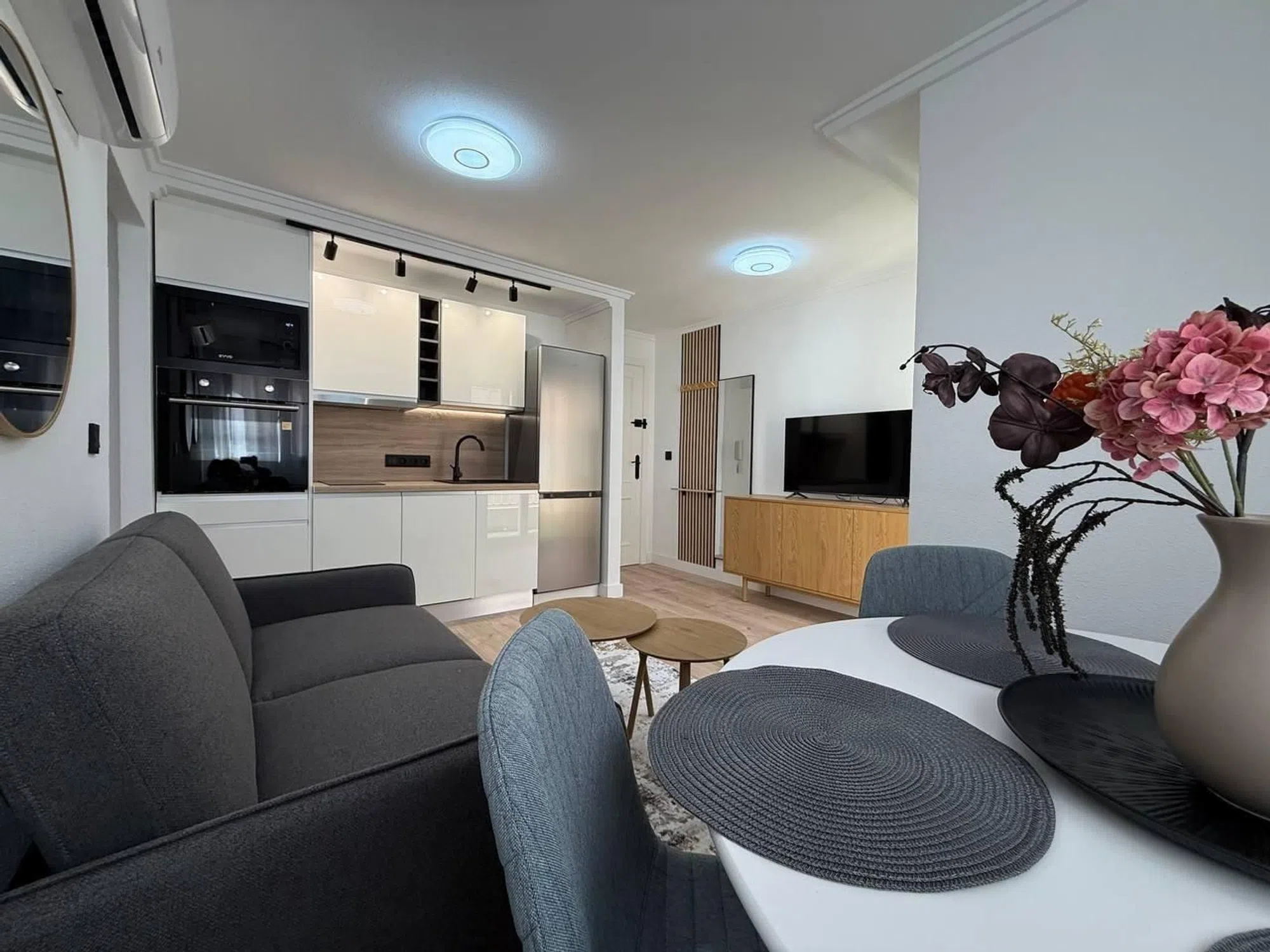 Pisos en venta 2 bd in Torrevieja, Alicante