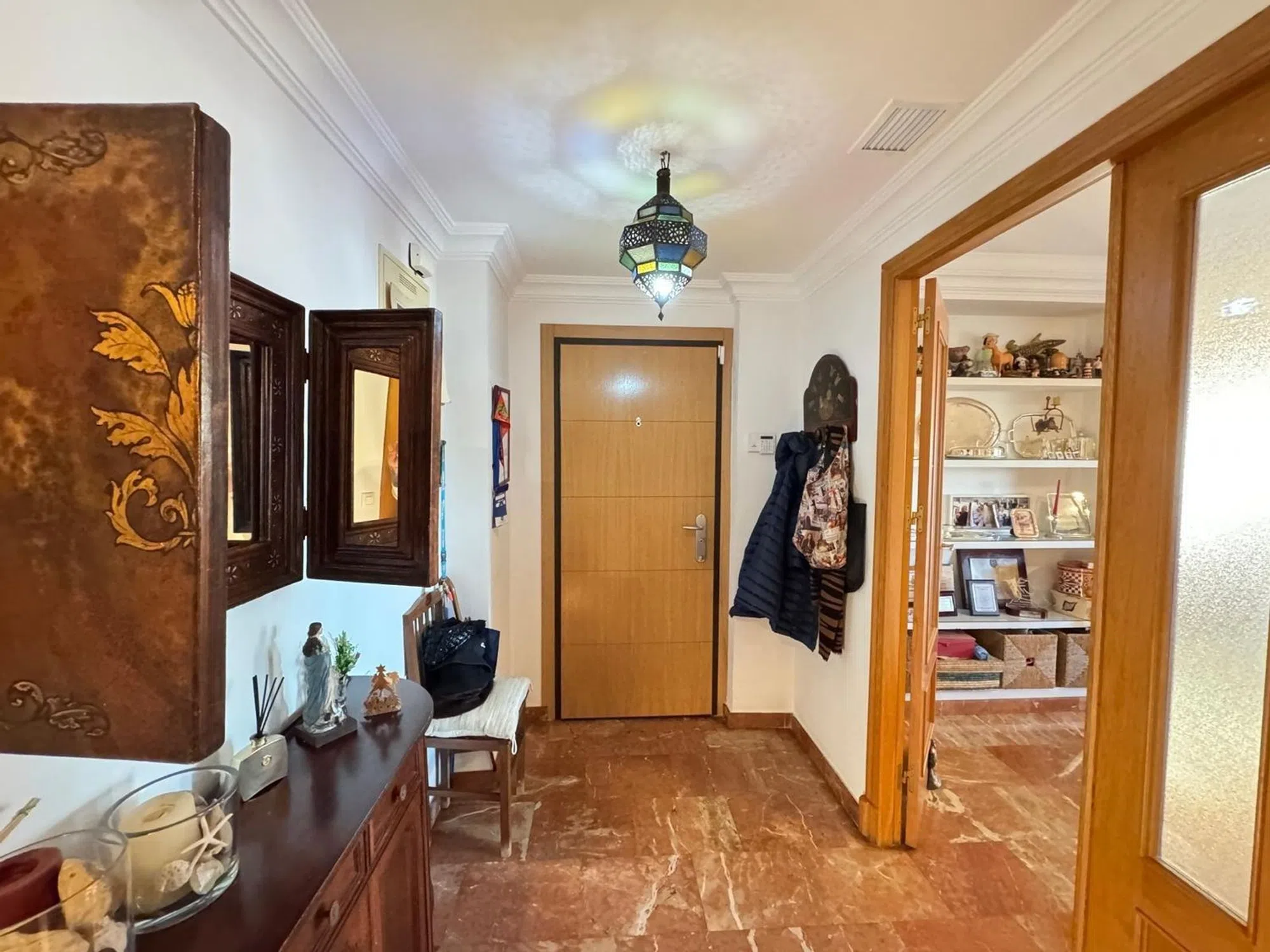 Pisos en venta 4 bd in Torrevieja, Alicante