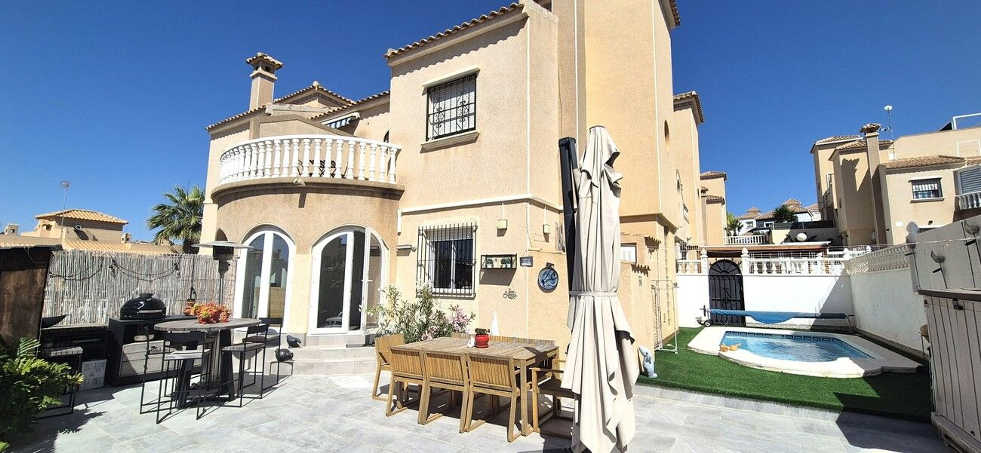 Casas en venta 2 bd in San Miguel de Salinas, Alicante