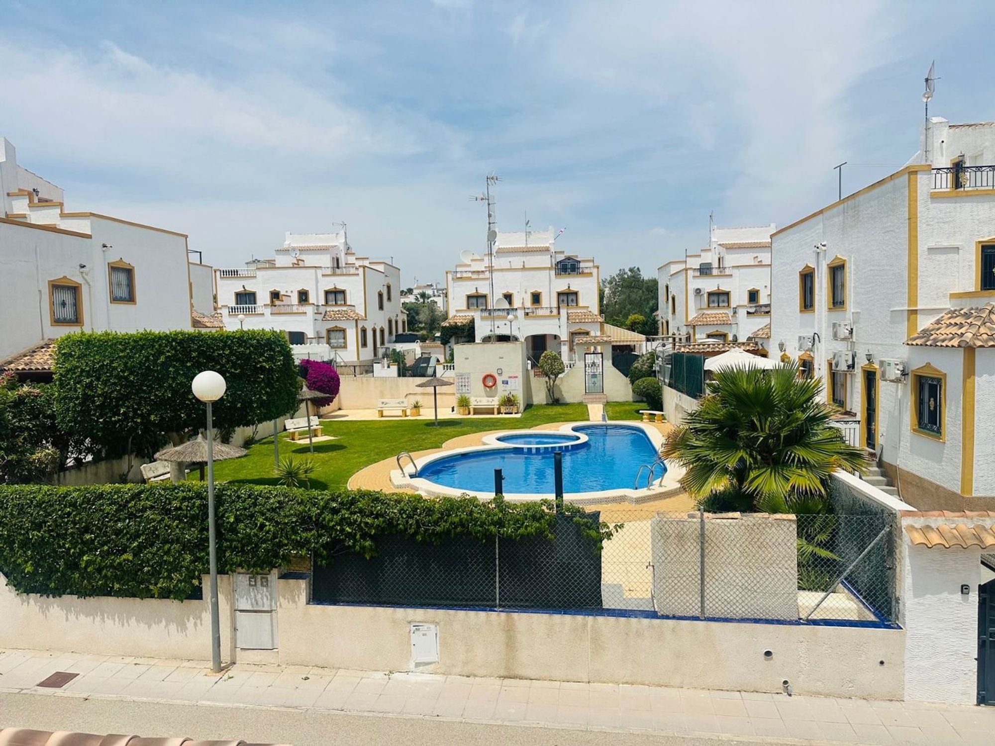 Casas en venta 3 bd in Orihuela, Alicante