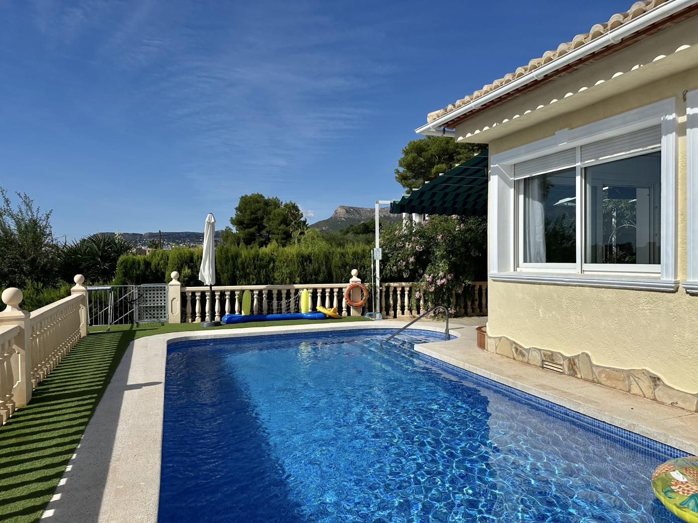 Casas en venta con 3 dorm. en Calpe, Alicante