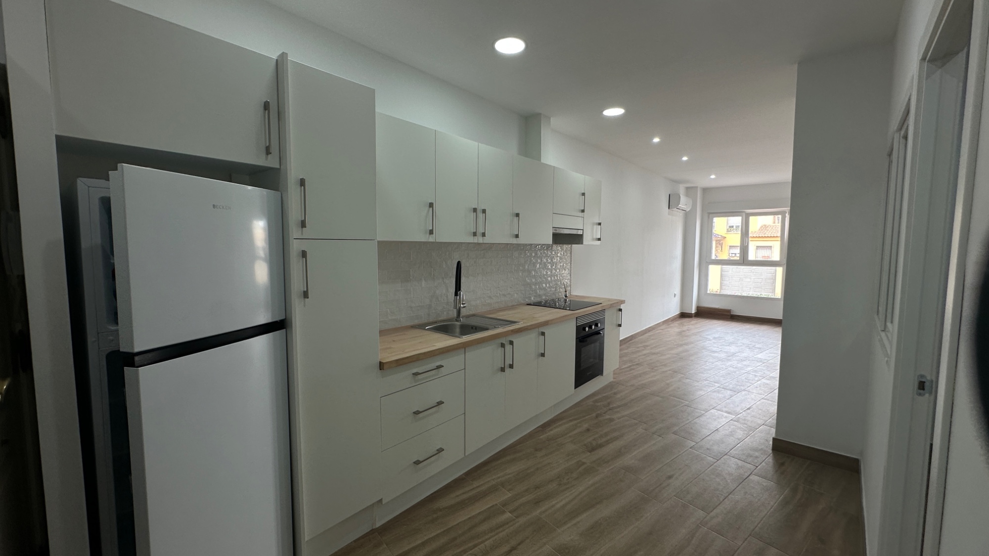 Pisos en venta con 1 dorm. en Torrevieja, Alicante