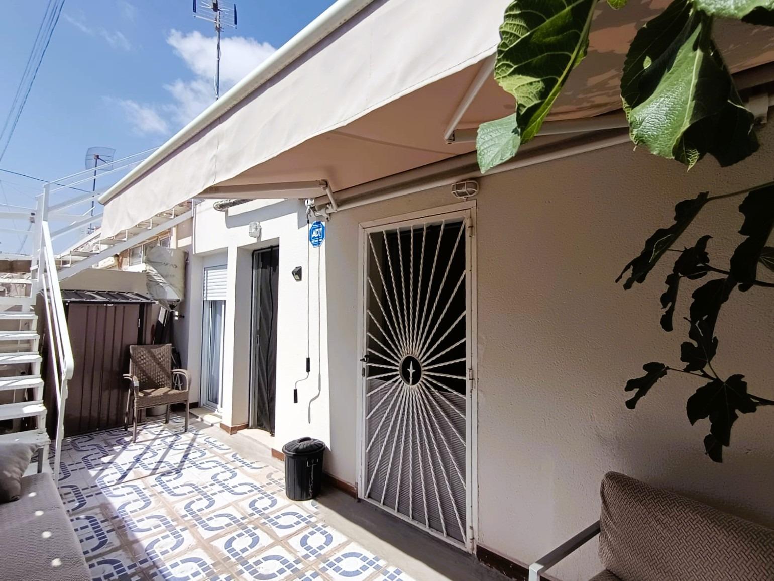 Casas en venta con 1 dorm. en Torrevieja, Alicante
