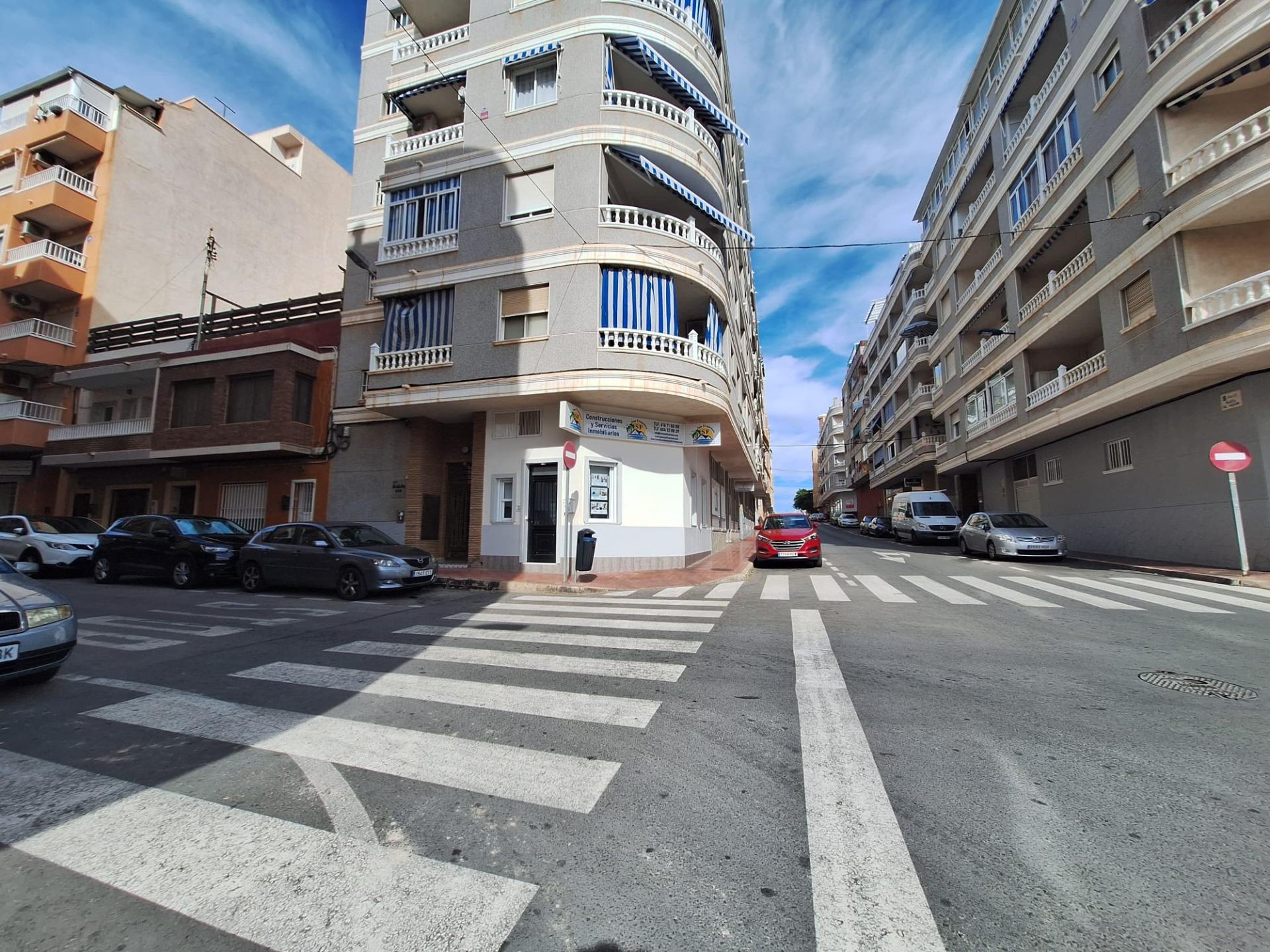 pisos zu verkaufen 1 bd in Torrevieja, Alicante