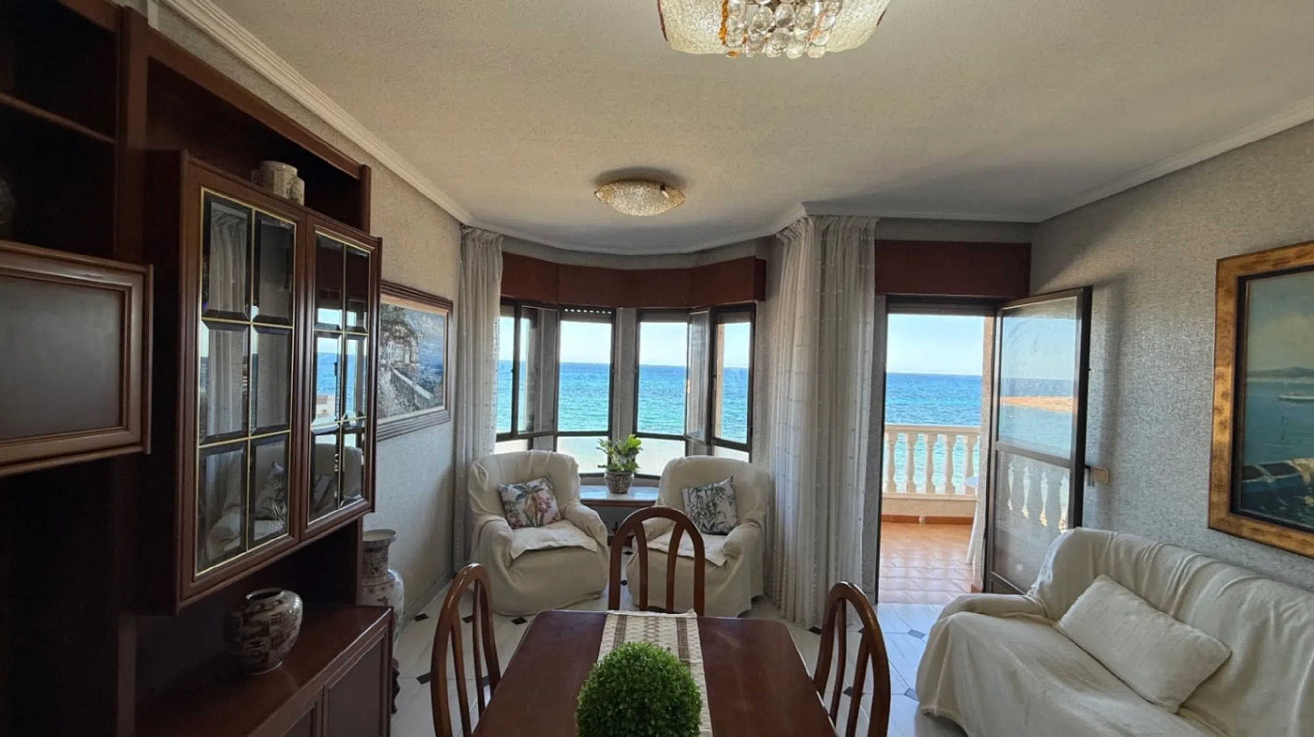 Apartamentos con 3 dormitorios en Torrevieja, Alicante