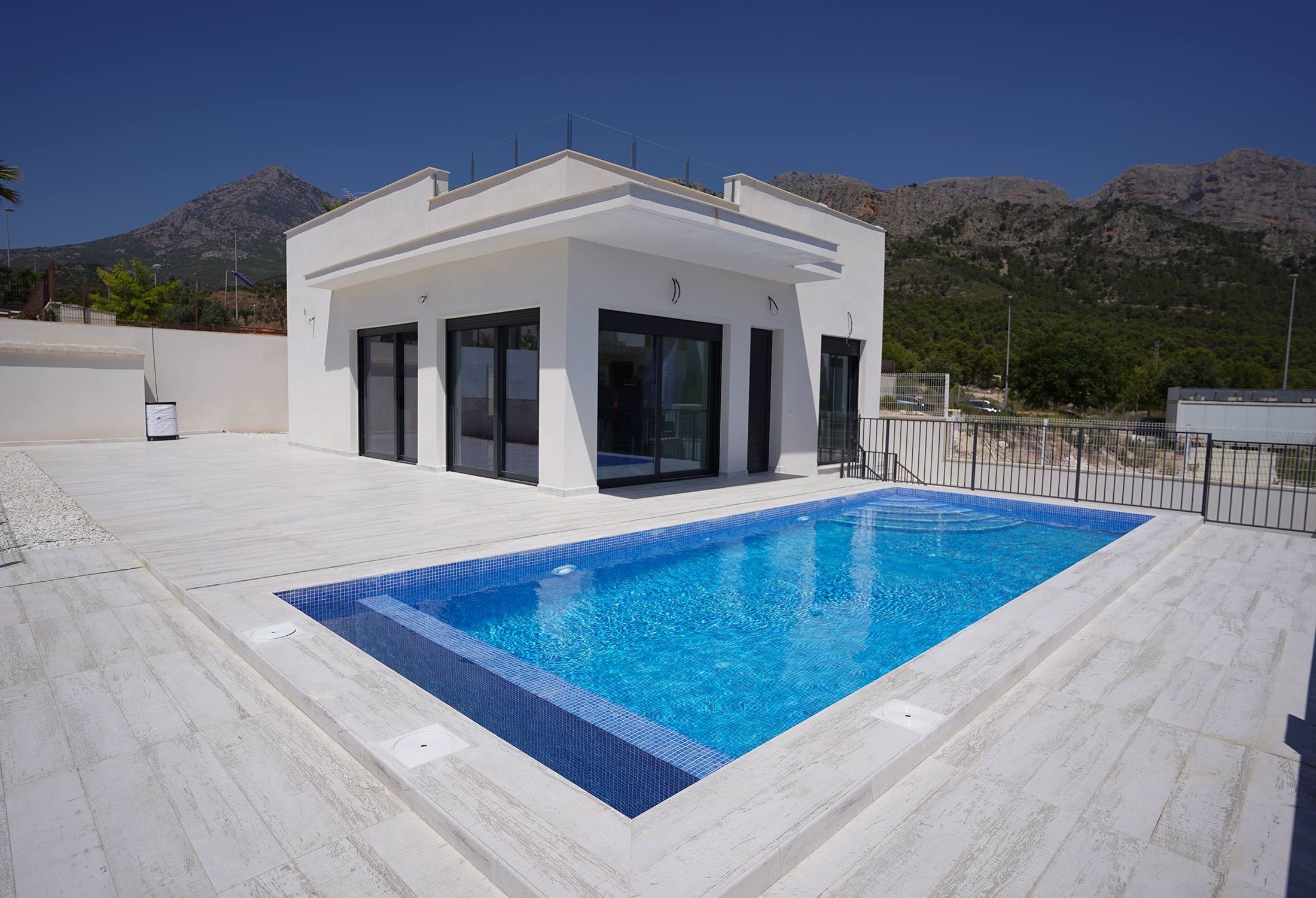Houses for sale 3 bd in Polop, Alicante