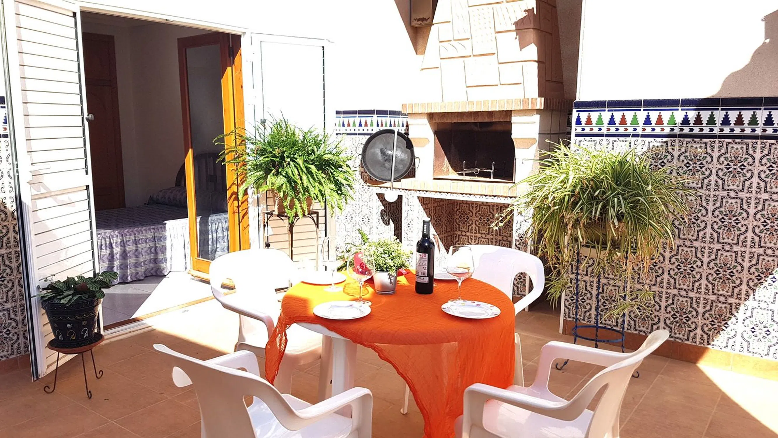 Квартиры на продажу 7 bd in Торревьеха, Аликанте