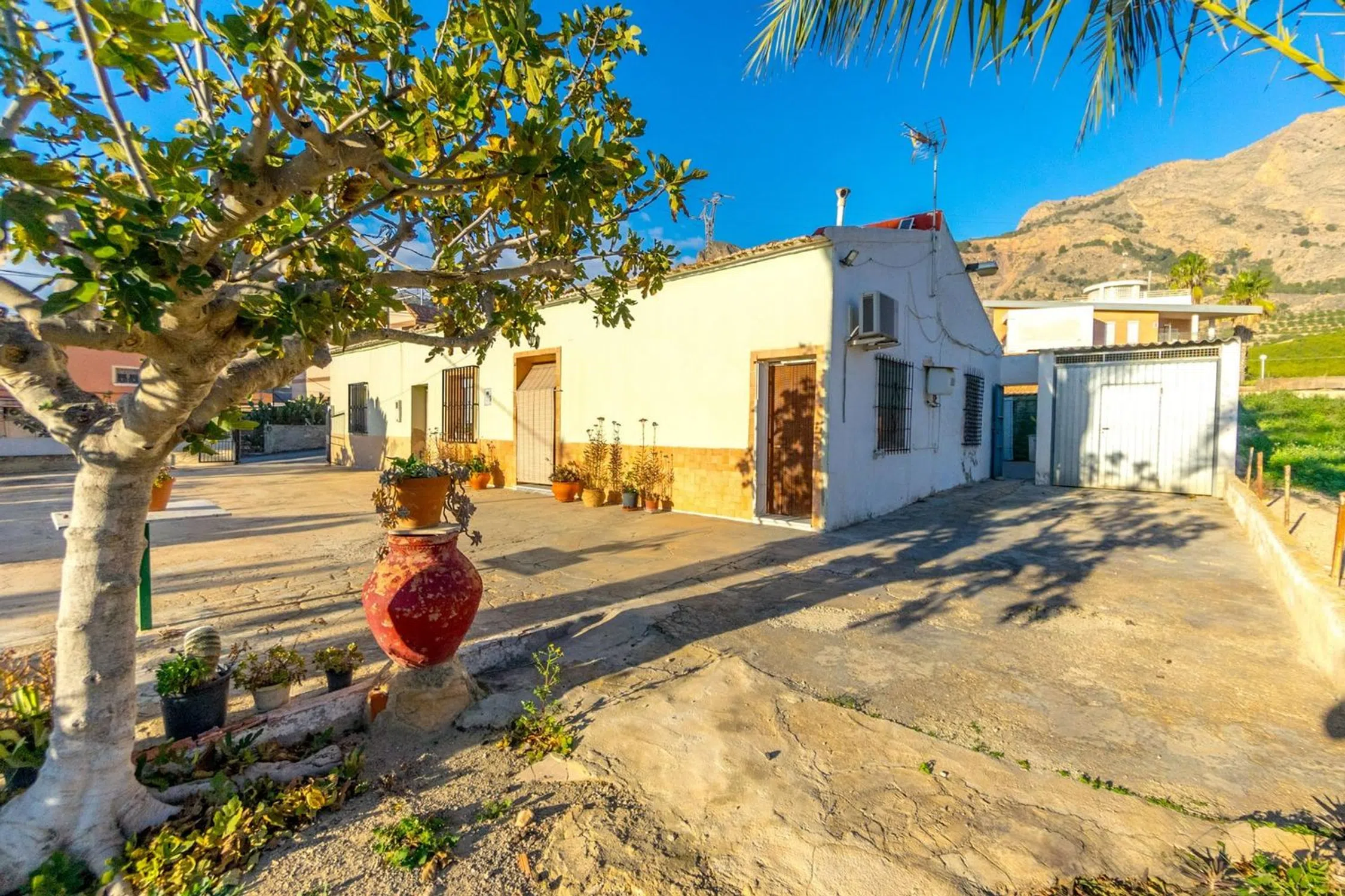 Casas en venta 4 bd in Orihuela, Alicante