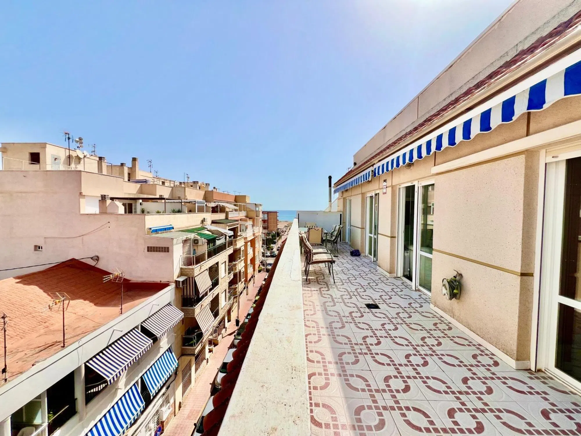 Pisos en venta 3 bd in Torrevieja, Alicante
