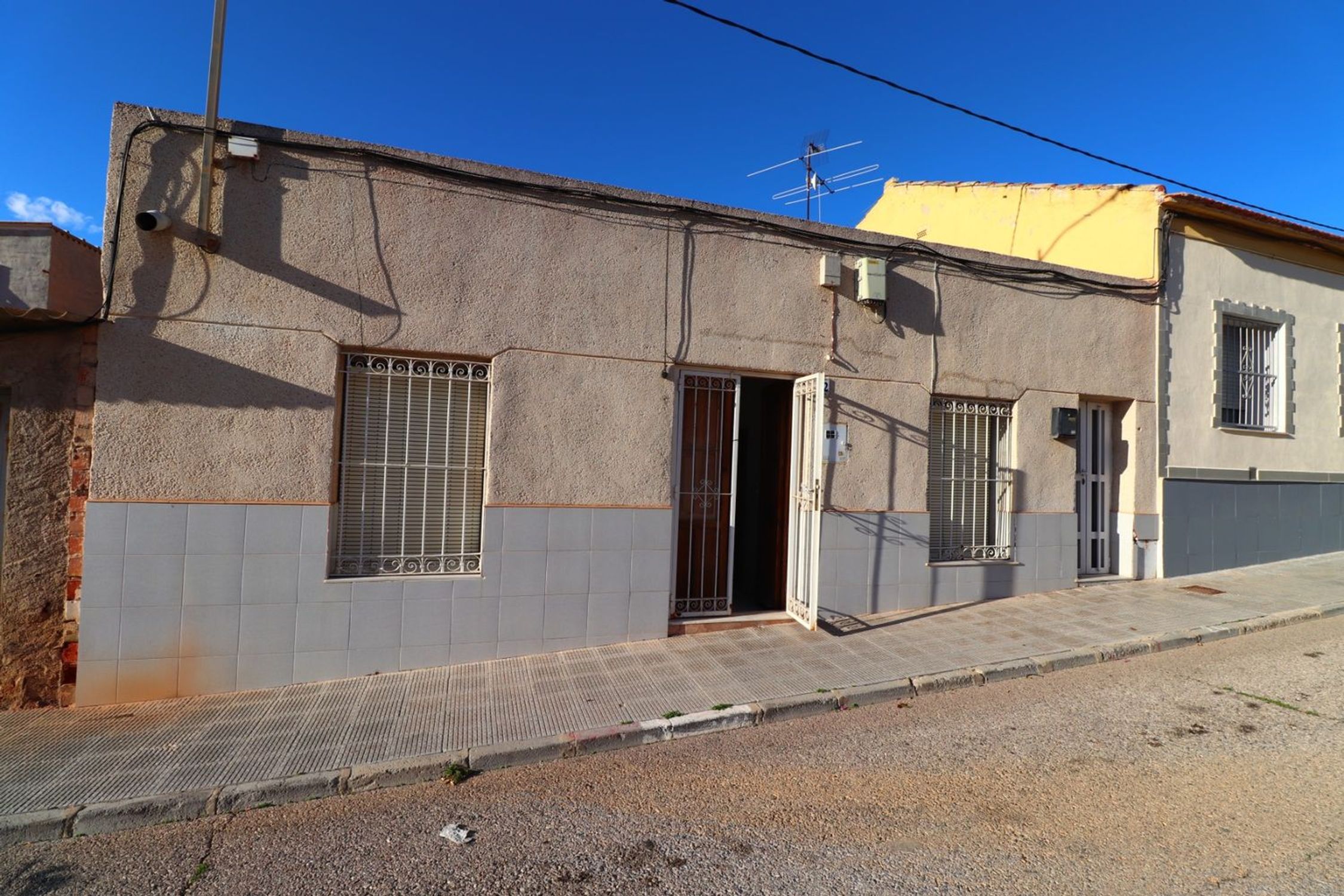 Casas en venta 4 bd in Benijofar, Alicante