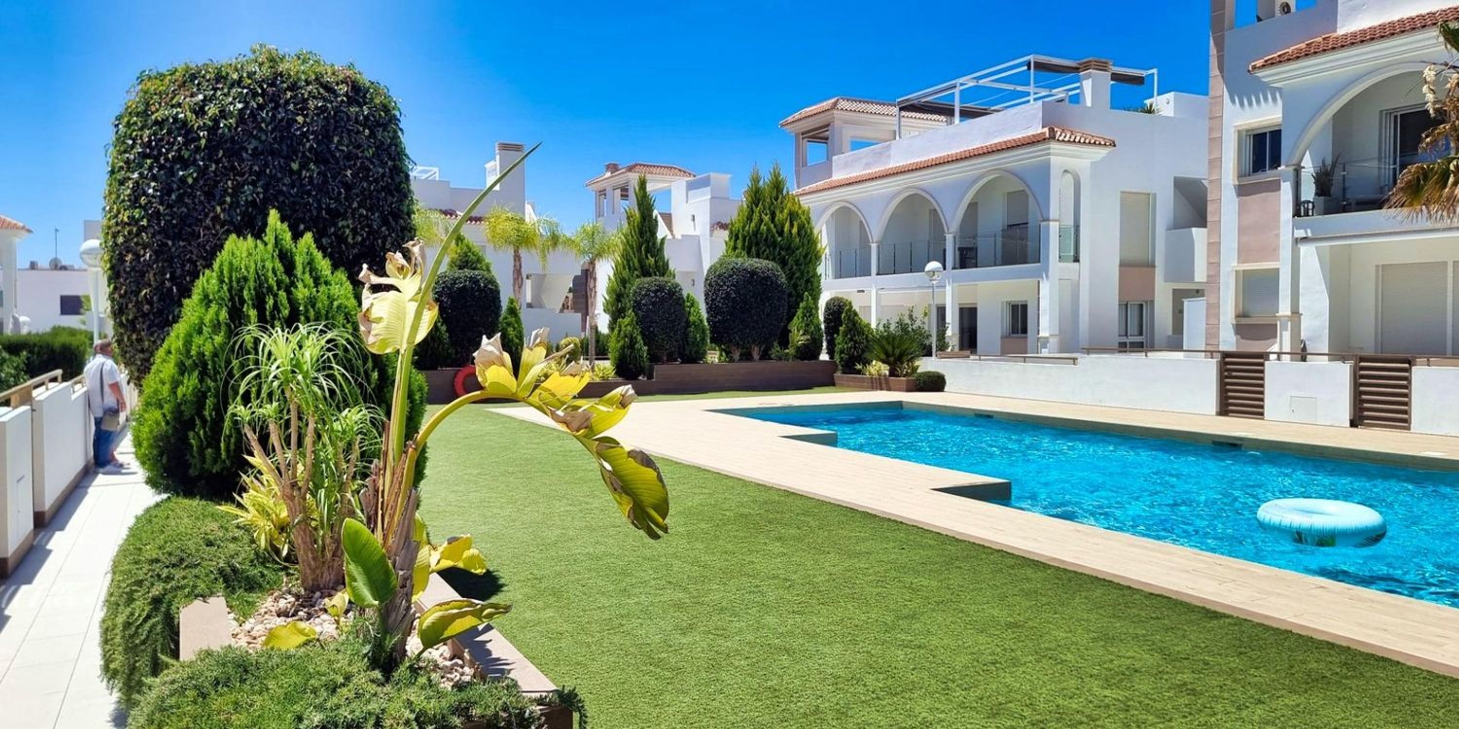 Houses for sale 2 bd in Benijofar, Alicante