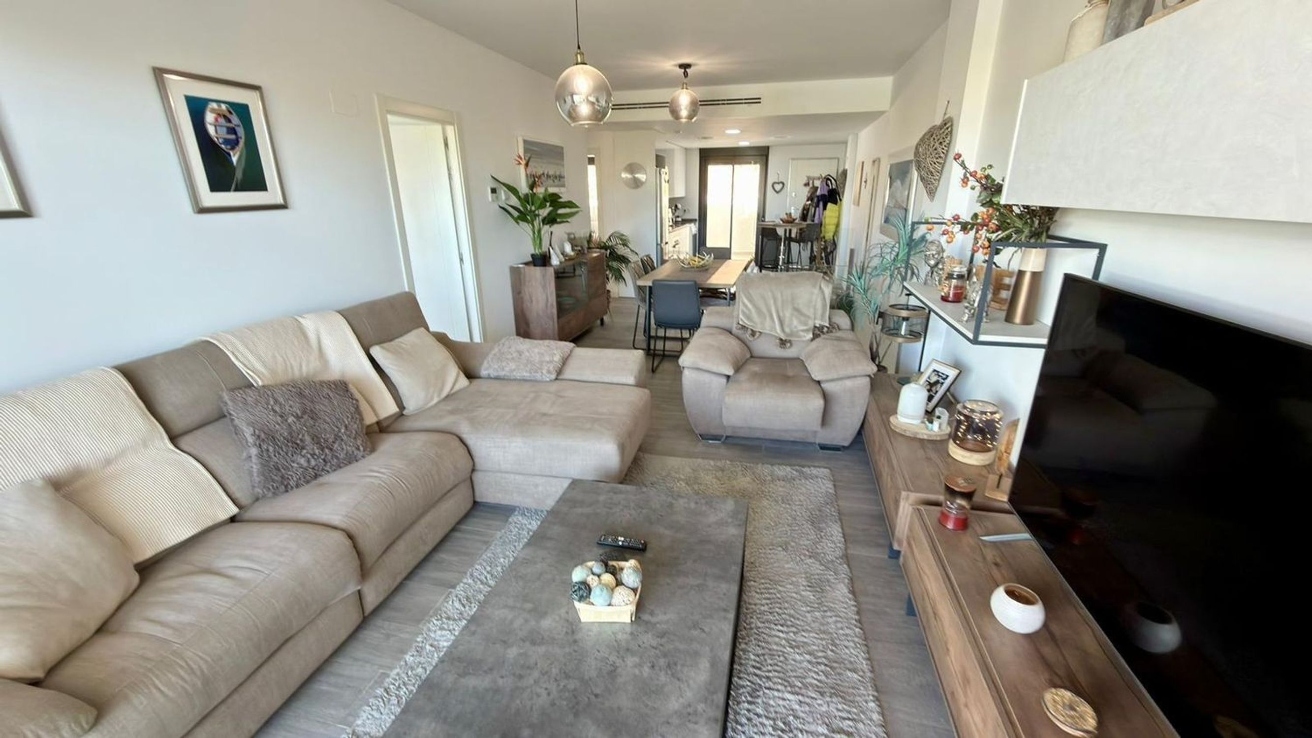 Apartments for sale 3 bd in Finestrat, Alicante