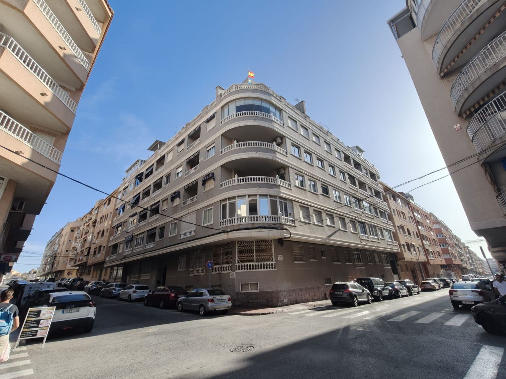 Apartments for sale 2 bd in Torrevieja, Alicante