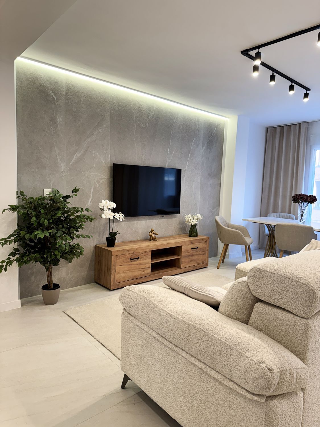 Квартири на продаж 4 bd in Торрев'єха, Аліканте