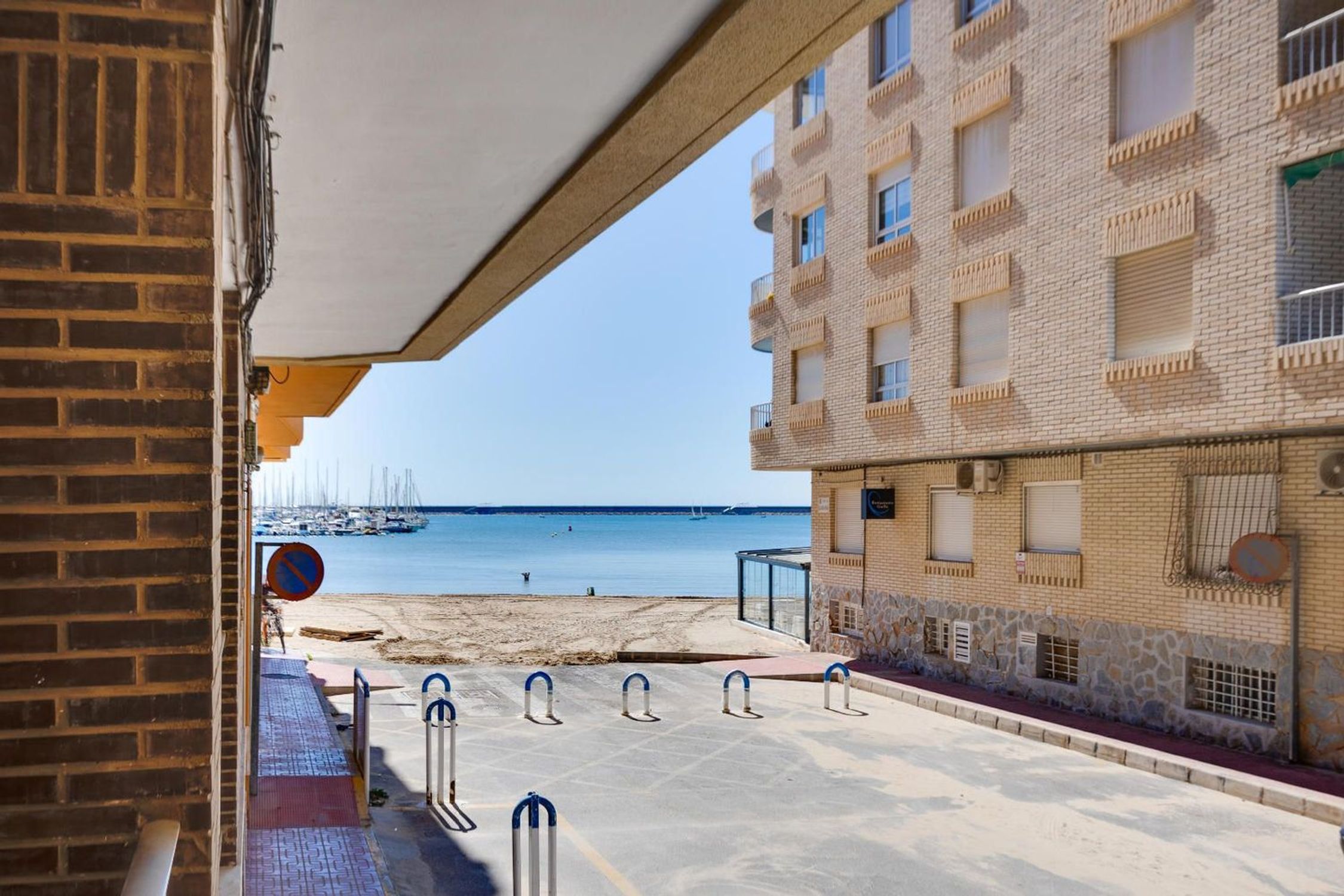 Apartments for sale 2 bd in Torrevieja, Alicante