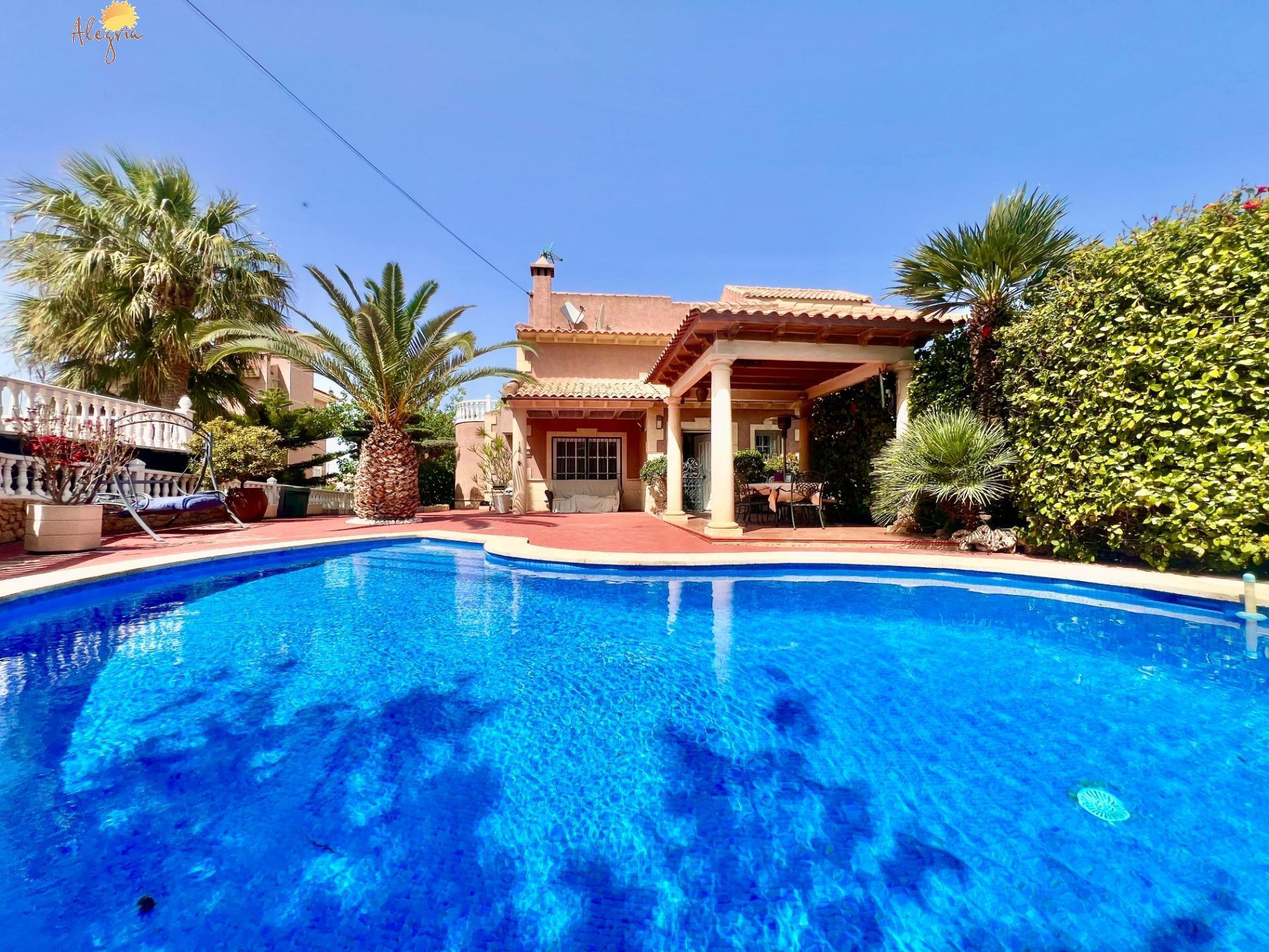 Houses à vendre 3 bd in Torrevieja, Alicante