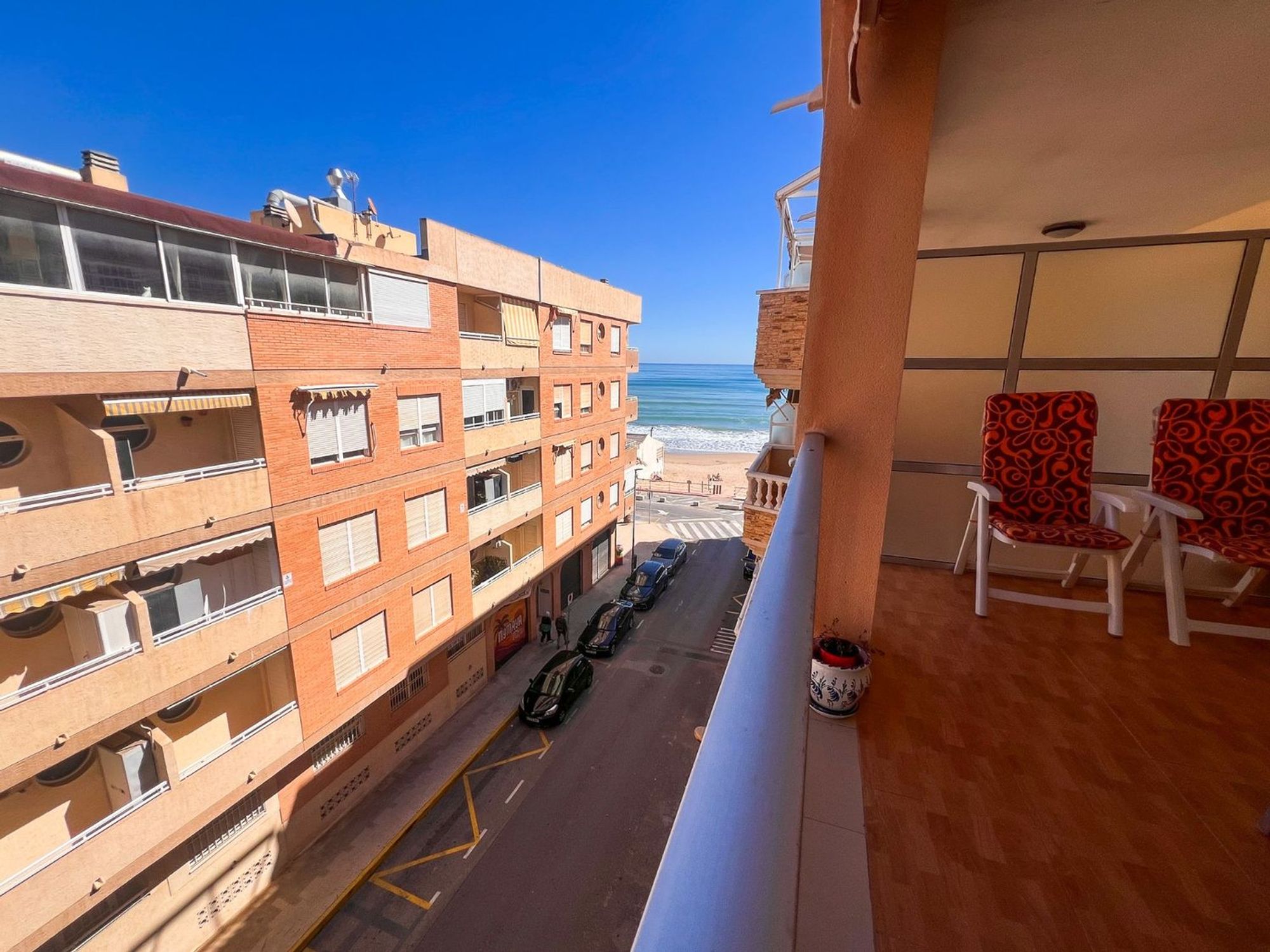Apartments for sale 3 bd in Guardamar del Segura, Alicante