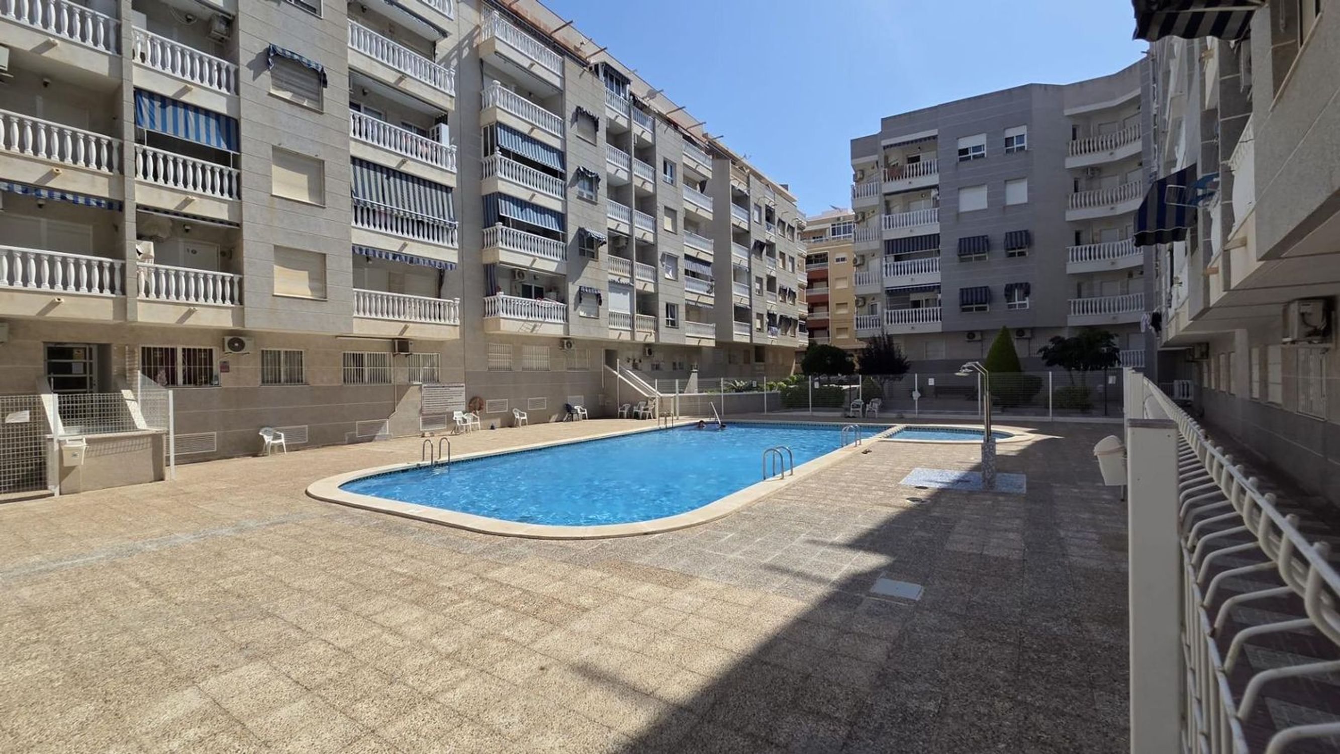 Квартири на продаж 1 bd in Торрев'єха, Аліканте