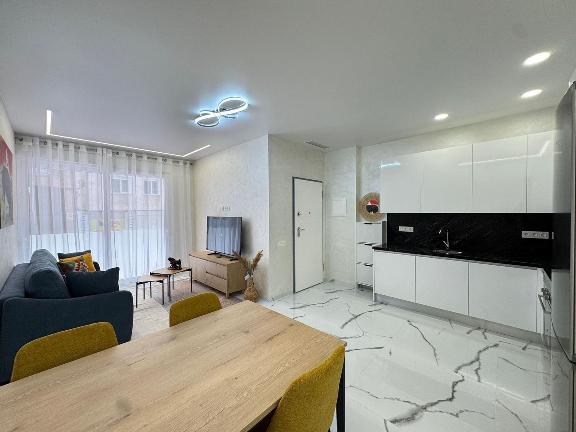 Apartments for sale 2 bd in Torrevieja, Alicante