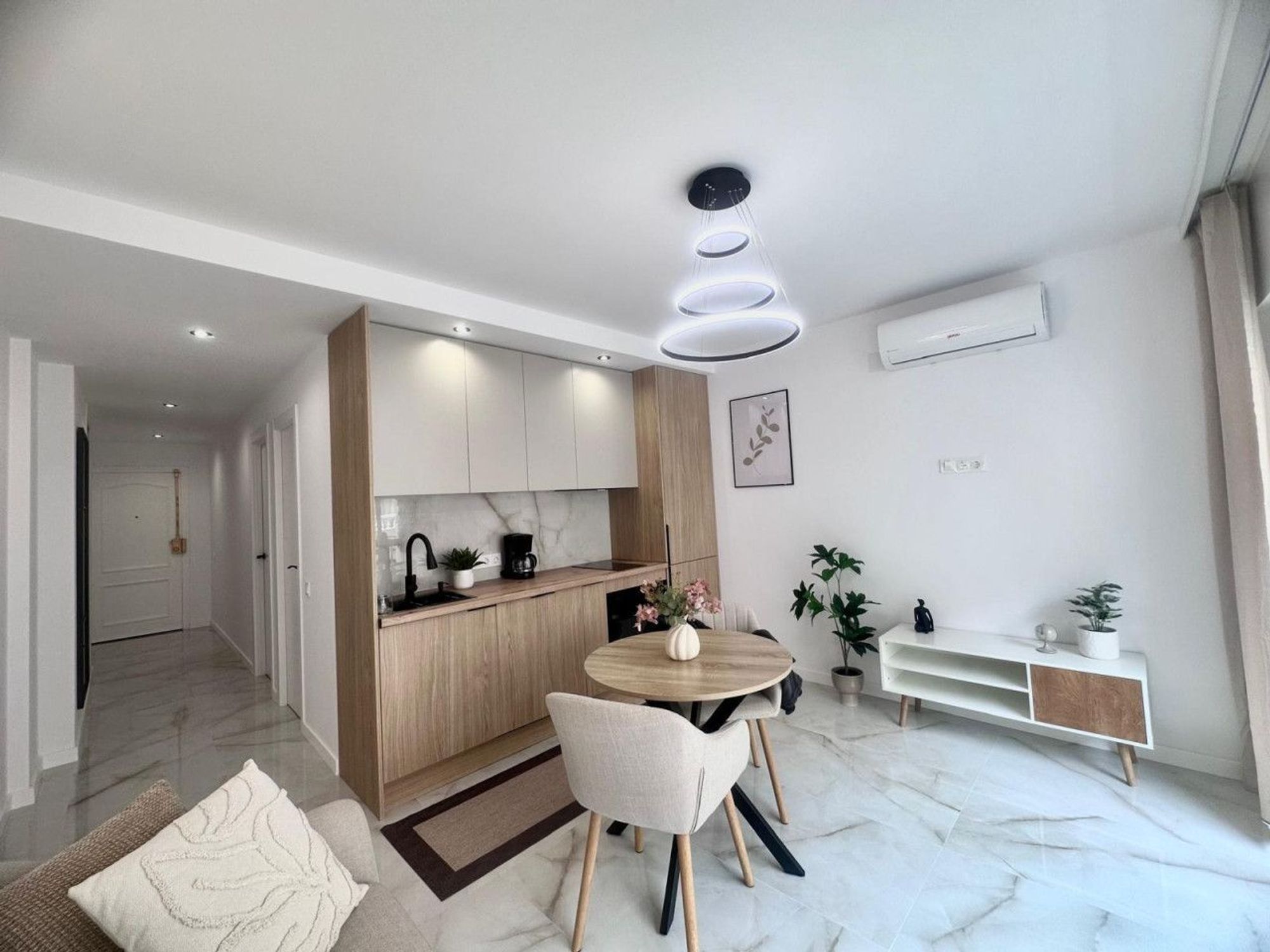 Apartments for sale 1 bd in Torrevieja, Alicante