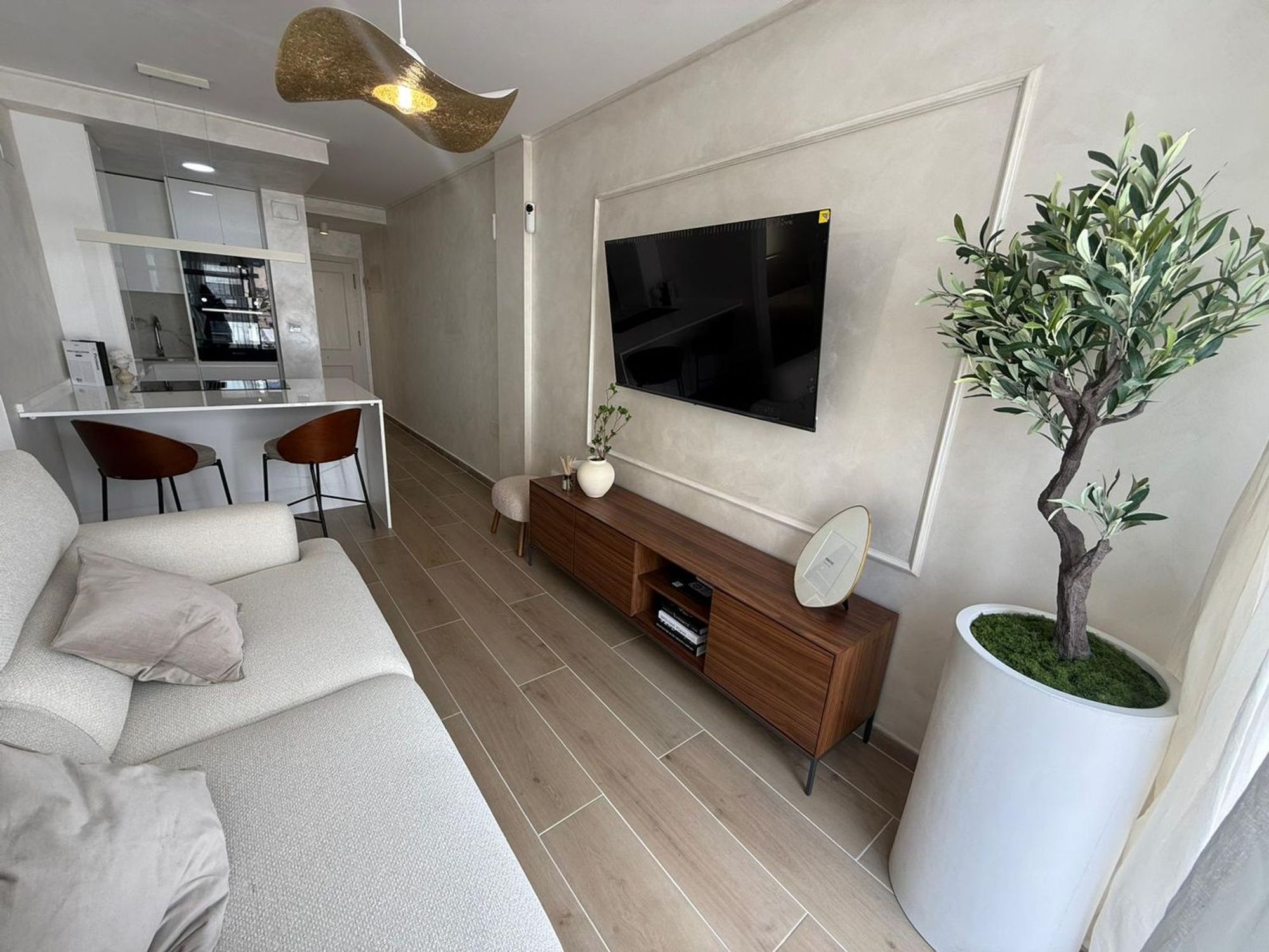 Pisos en venta 2 bd in Torrevieja, Alicante