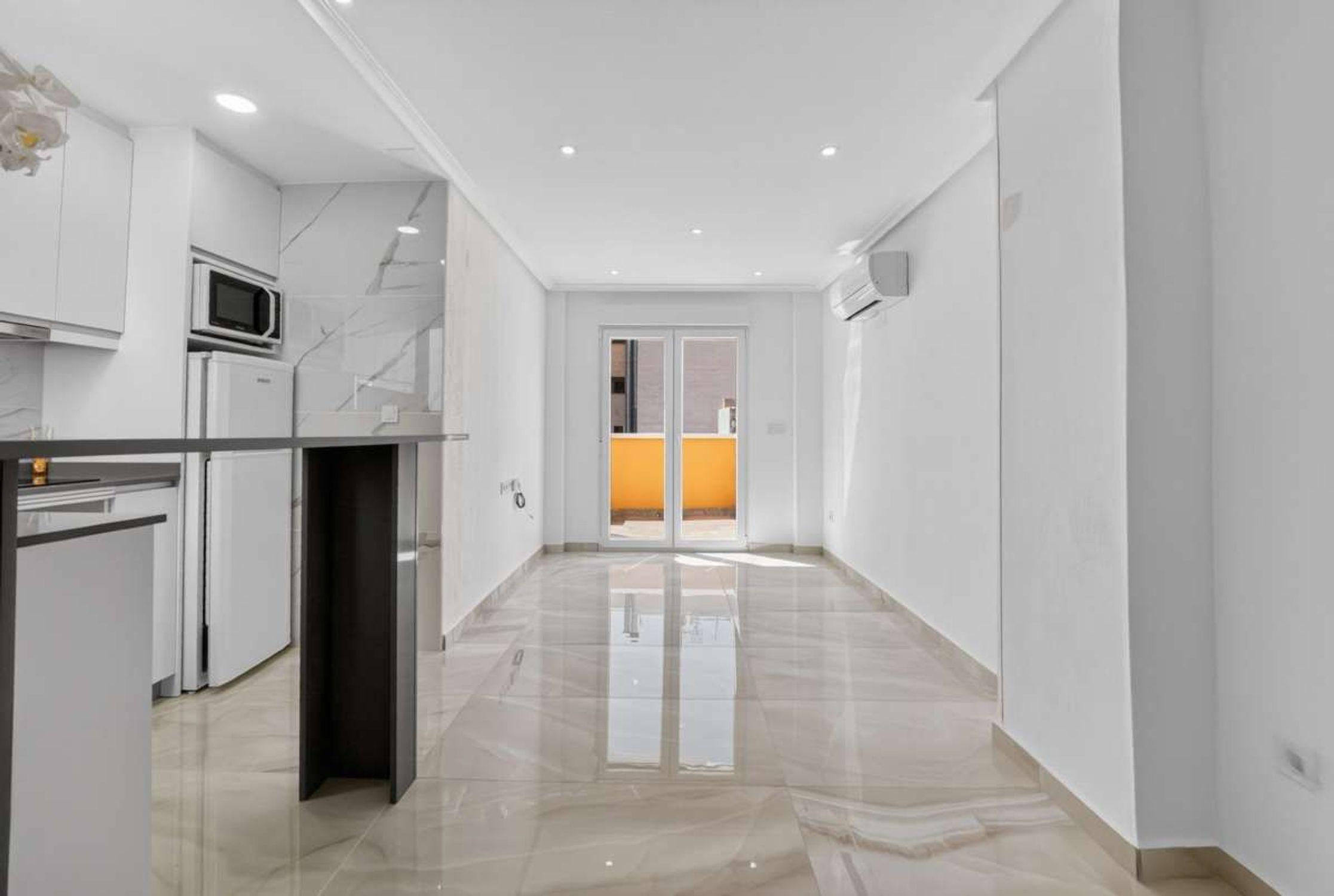 Квартиры на продажу 2 bd in Торревьеха, Аликанте