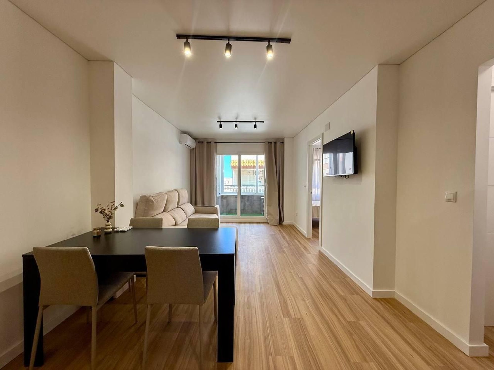 Квартиры на продажу 3 bd in Торревьеха, Аликанте