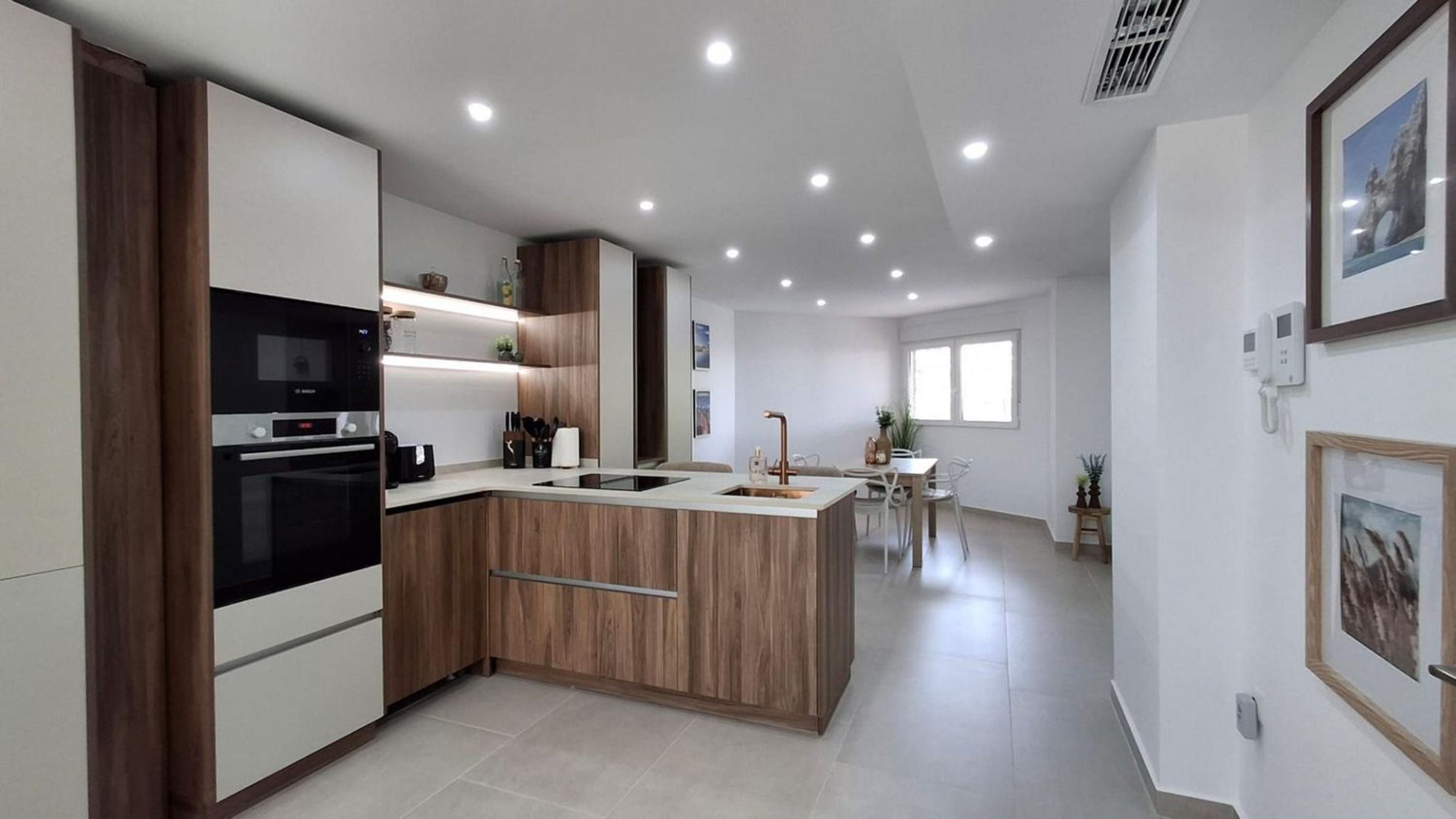 Pisos en venta 2 bd in Torrevieja, Alicante