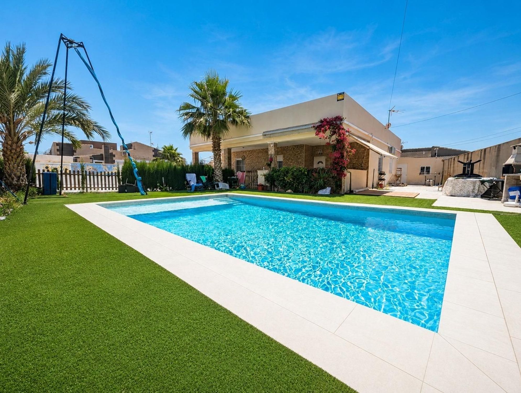 Houses for sale 3 bd in Torrevieja, Alicante