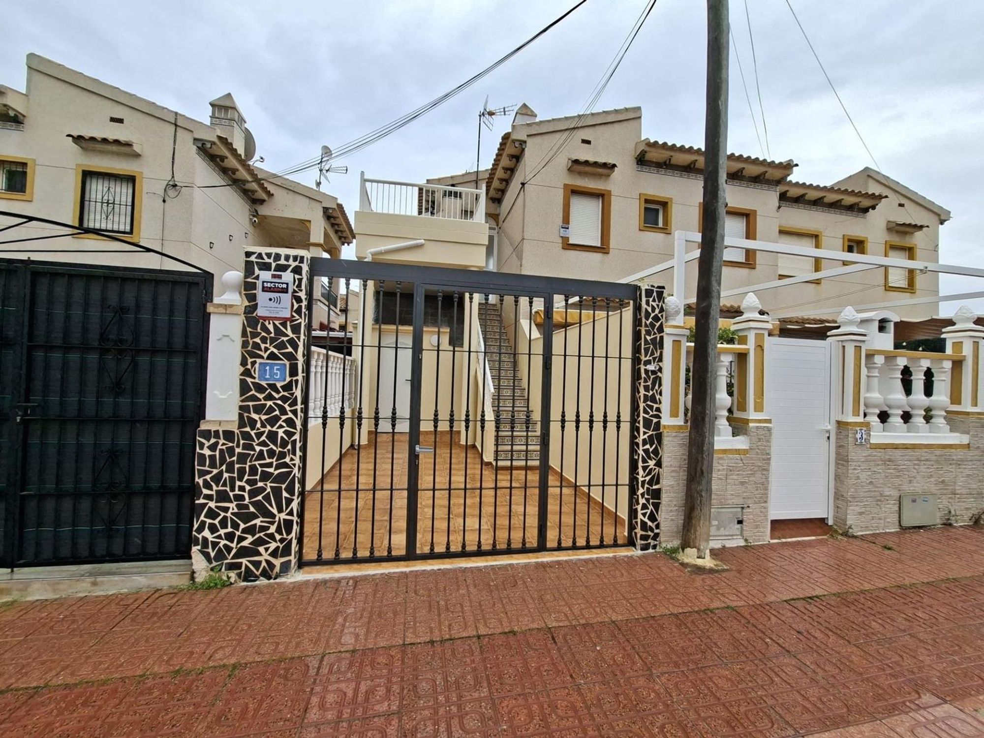 Houses for sale 2 bd in Orihuela, Alicante
