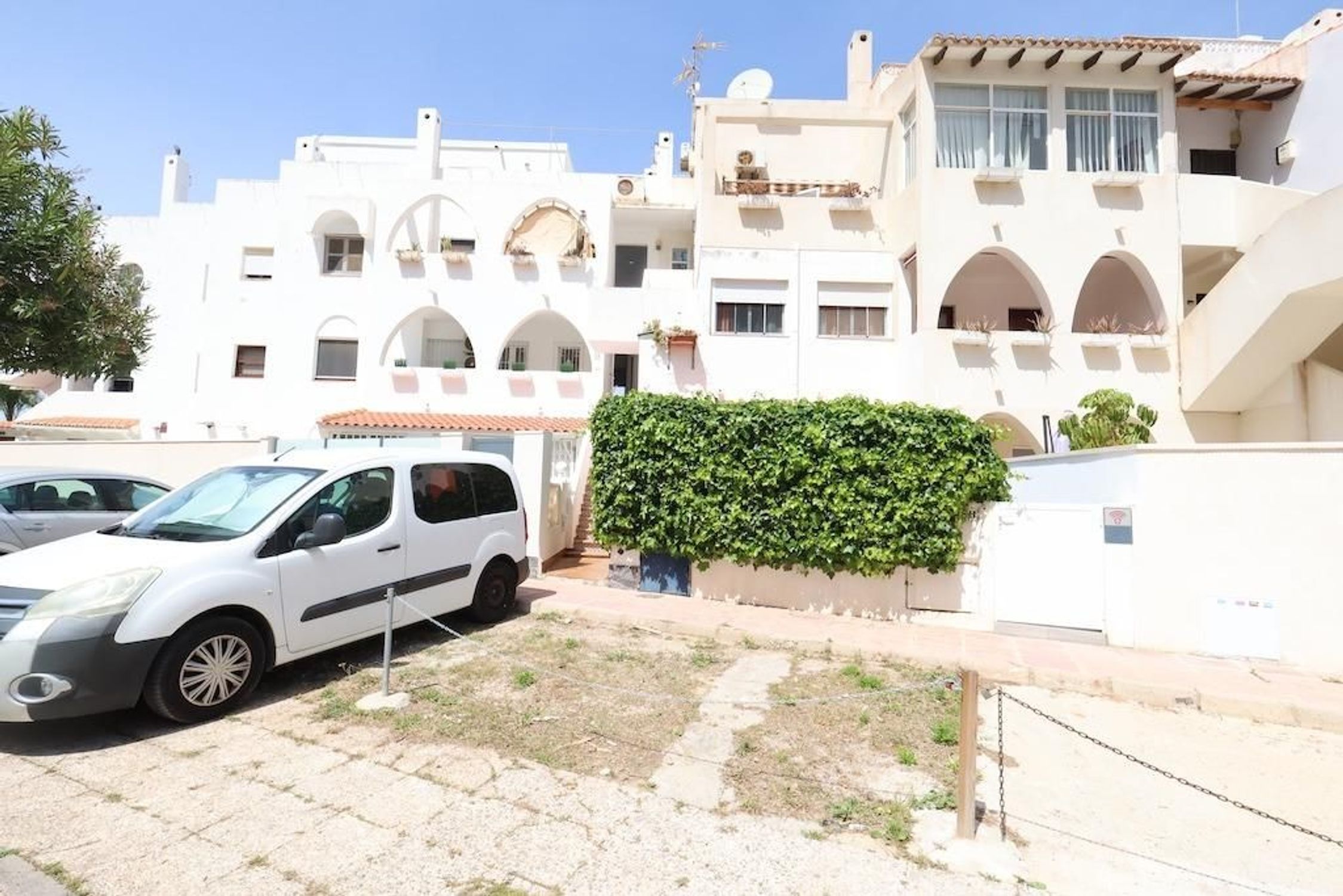 Houses for sale 2 bd in Orihuela, Alicante