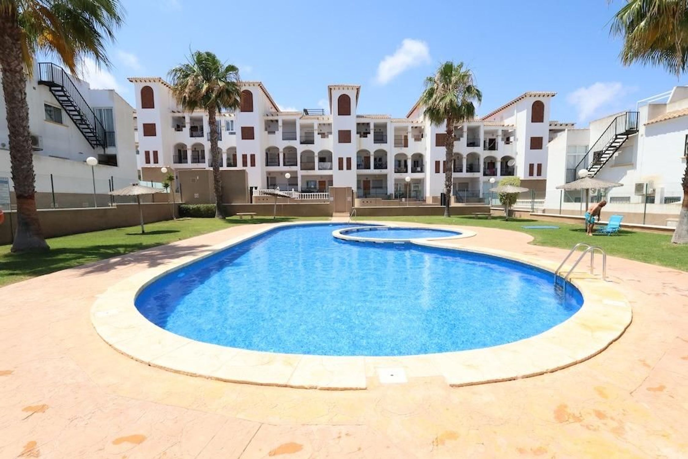 Houses for sale 2 bd in Orihuela, Alicante
