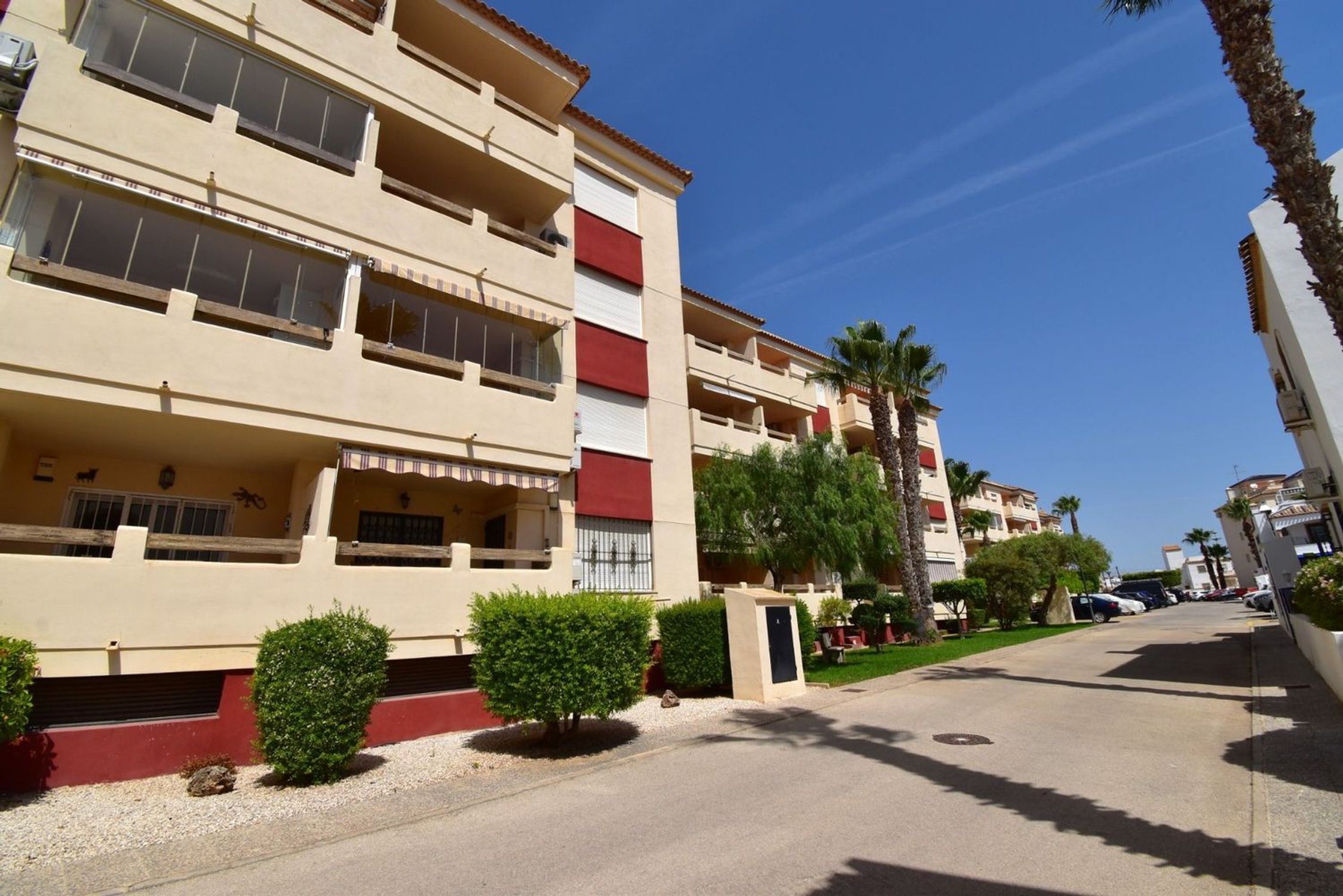 Apartments for sale 2 bd in Orihuela, Alicante
