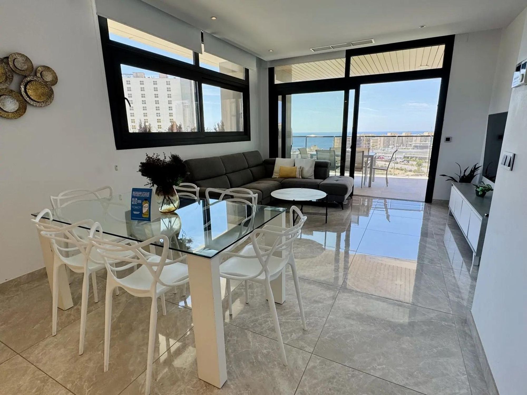 Apartments for sale 3 bd in Benidorm, Alicante