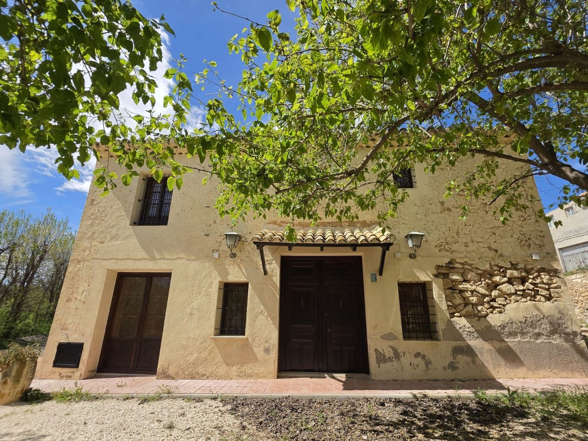 Houses for sale 5 bd in Monovar, Alicante