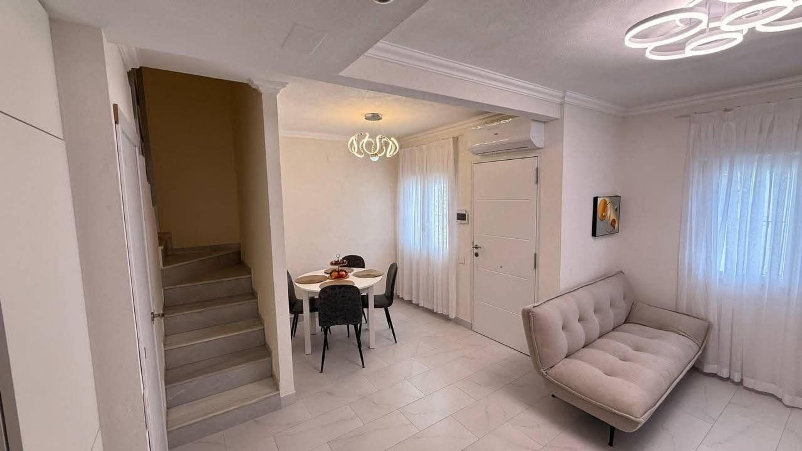 Houses for sale 3 bd in Torrevieja, Alicante