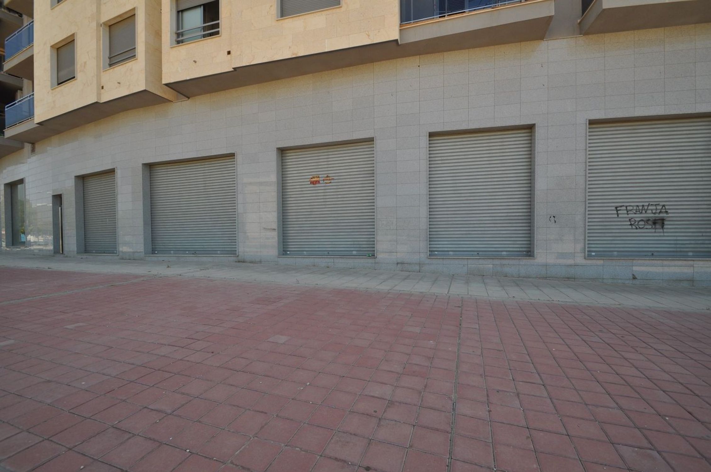 Premises for sale in Petrer, Alicante