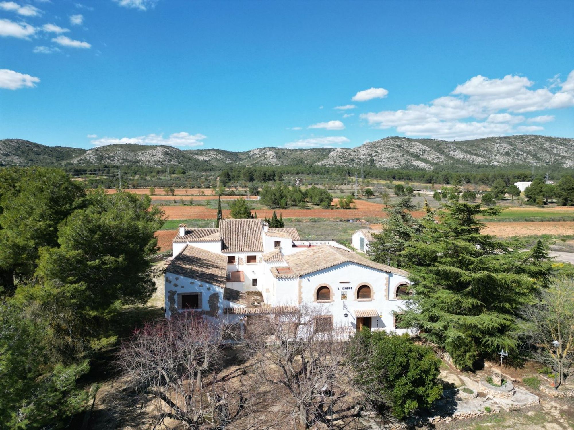 Premises for sale in Banyeres de Mariola, Alicante