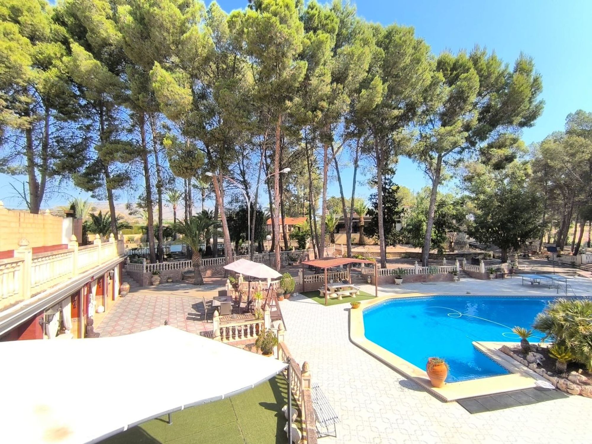 Houses for sale 10 bd in Monovar, Alicante