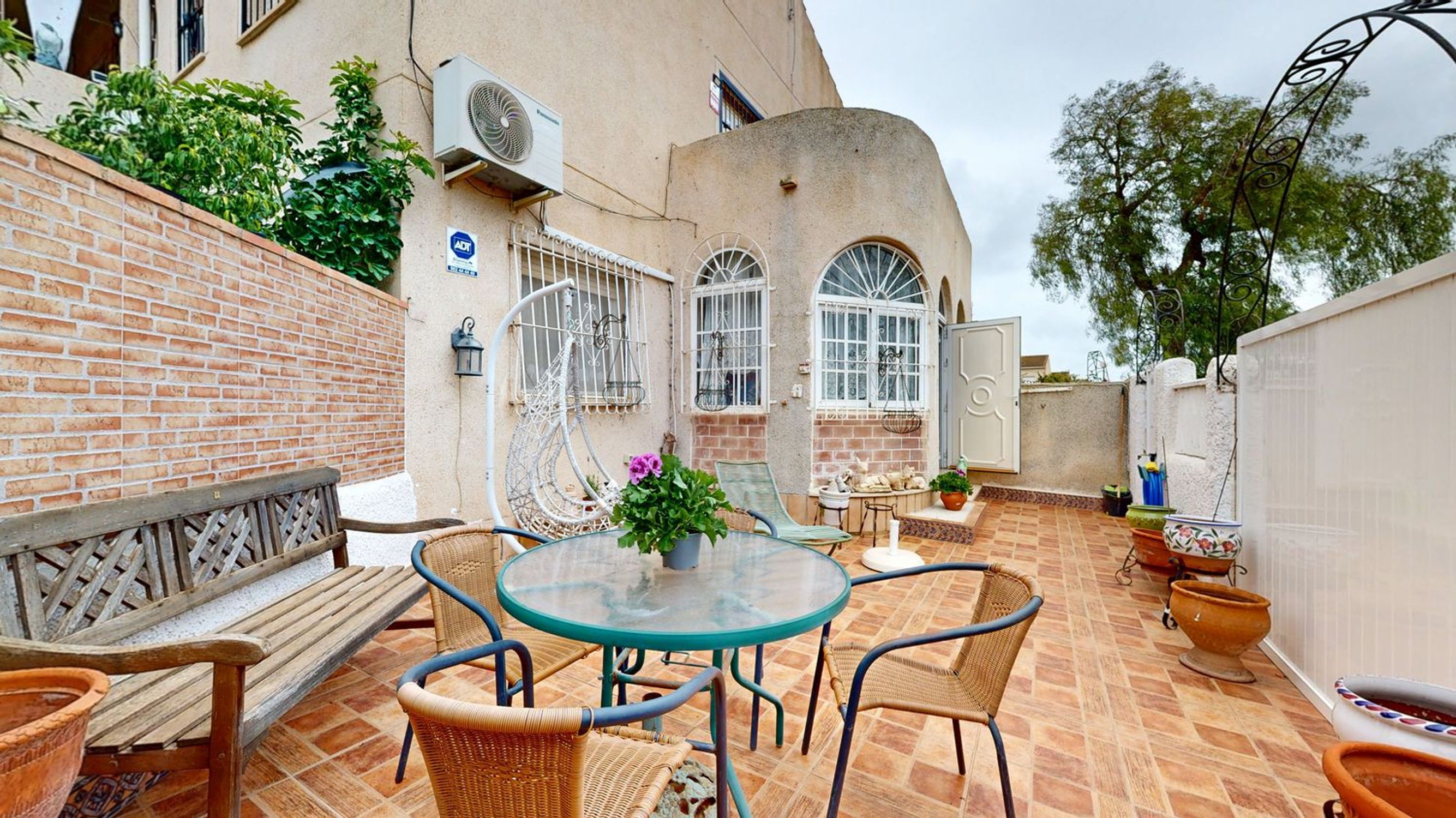 Houses for sale 4 bd in Los Alcázares, Murcia