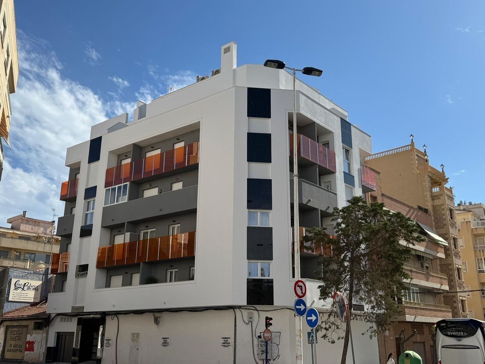 Apartments for sale 1 bd in Torrevieja, Alicante