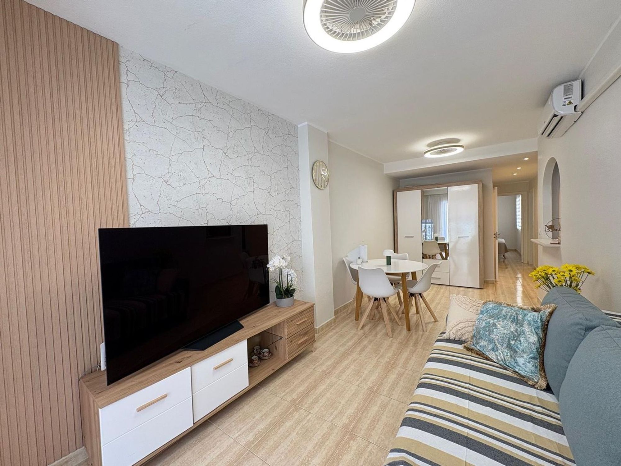 Apartments for sale 2 bd in Torrevieja, Alicante