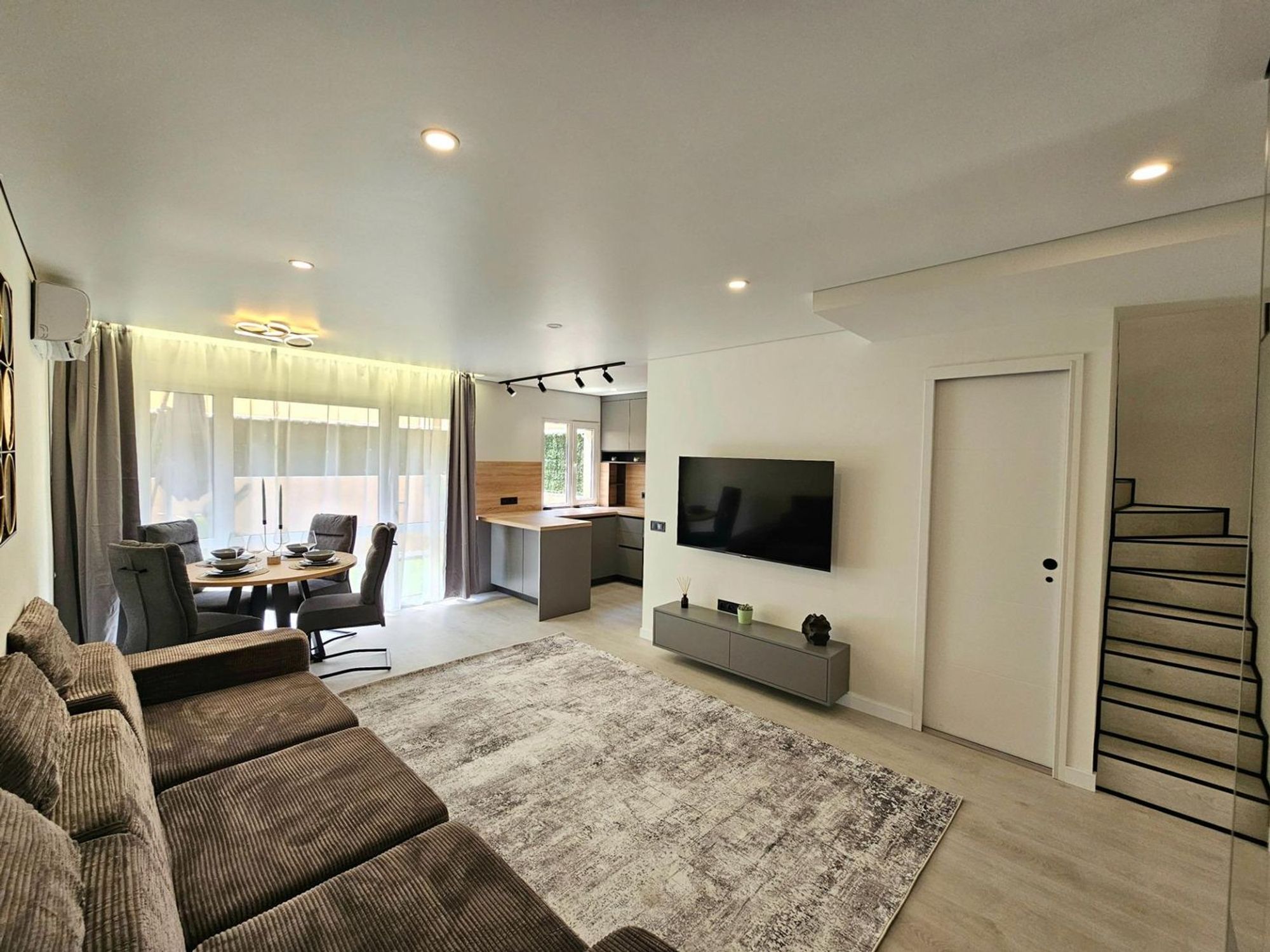 Houses for sale 3 bd in Torrevieja, Alicante
