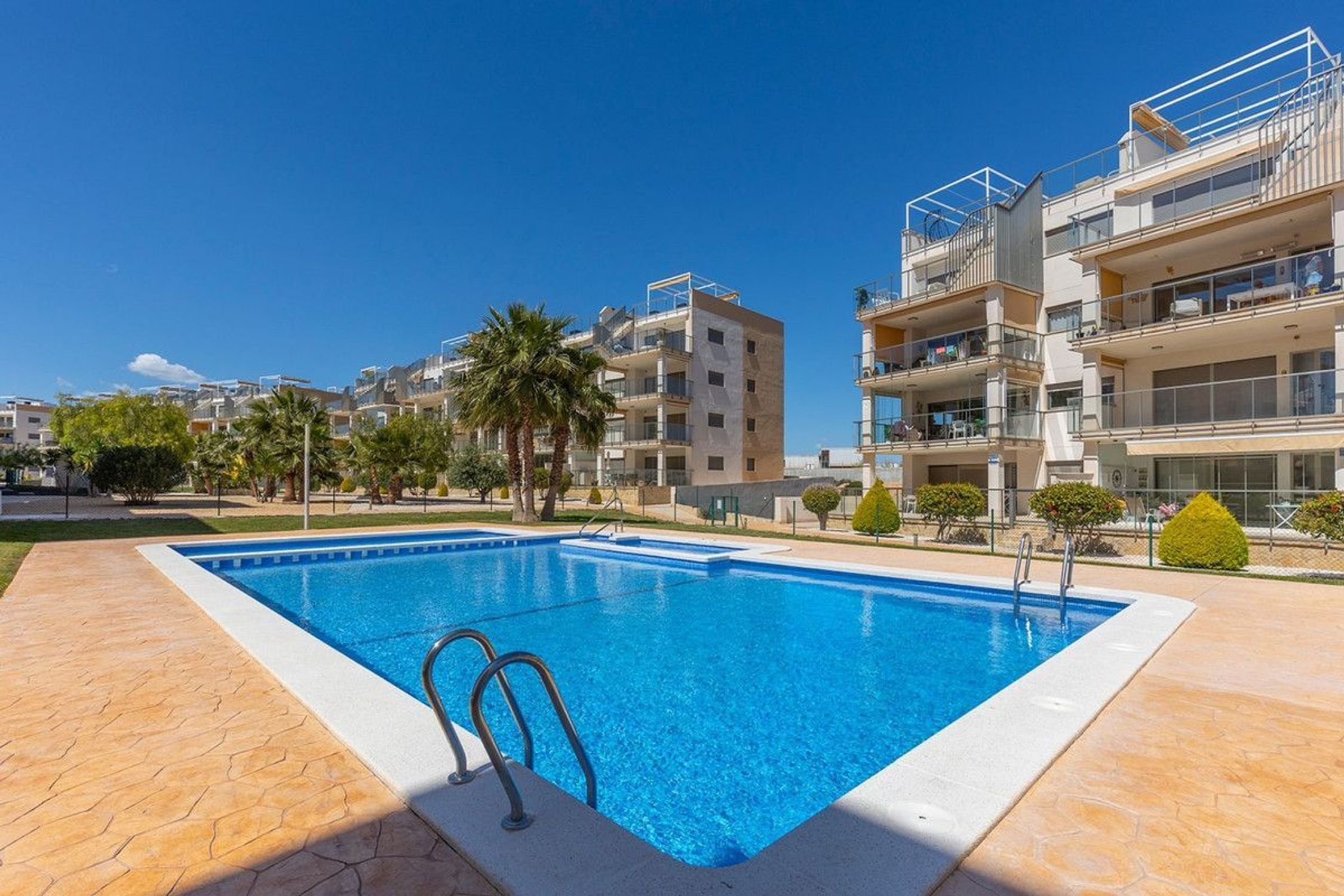 Apartments for sale 2 bd in Orihuela, Alicante