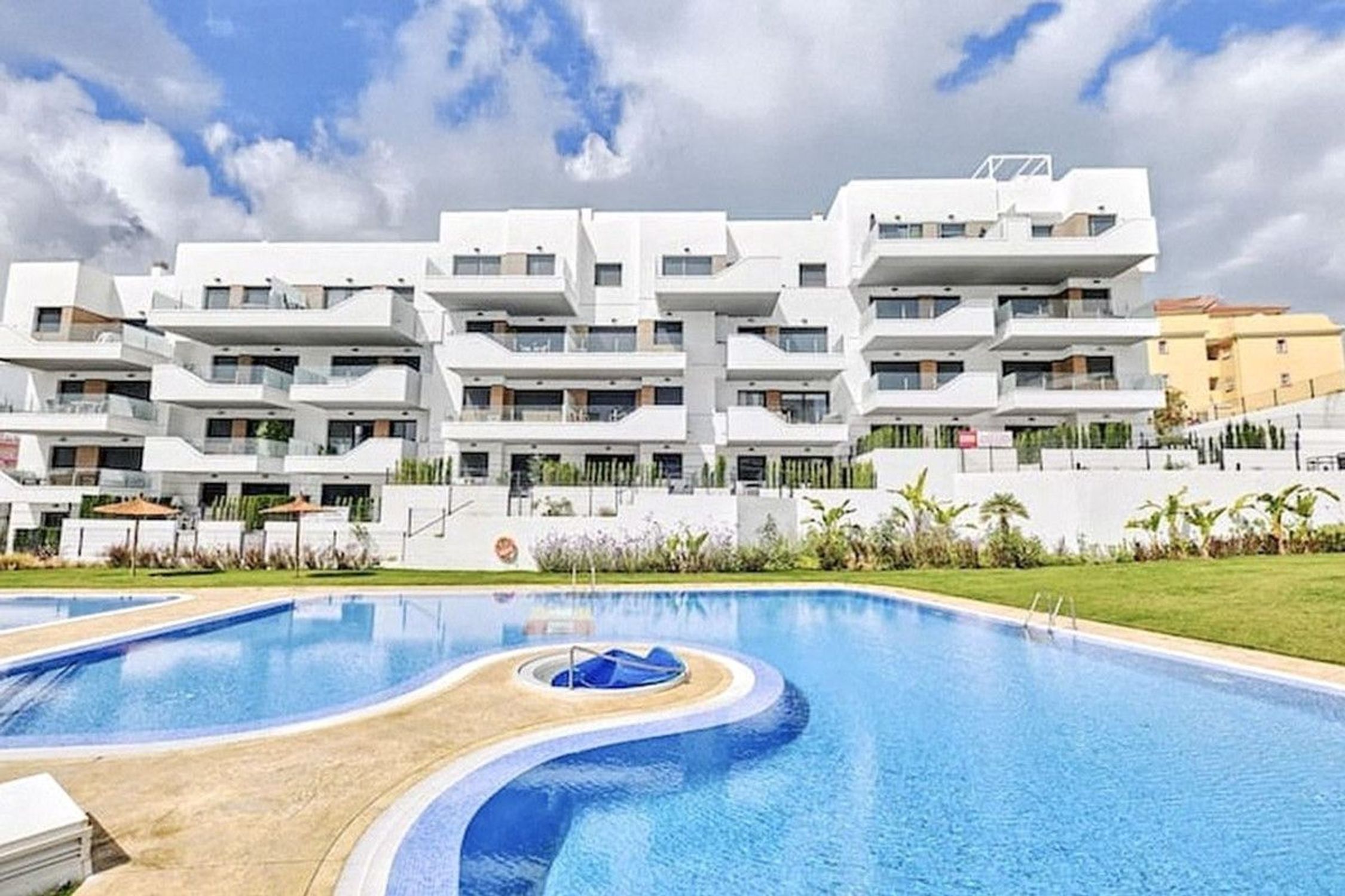 Apartments for sale 2 bd in Orihuela, Alicante