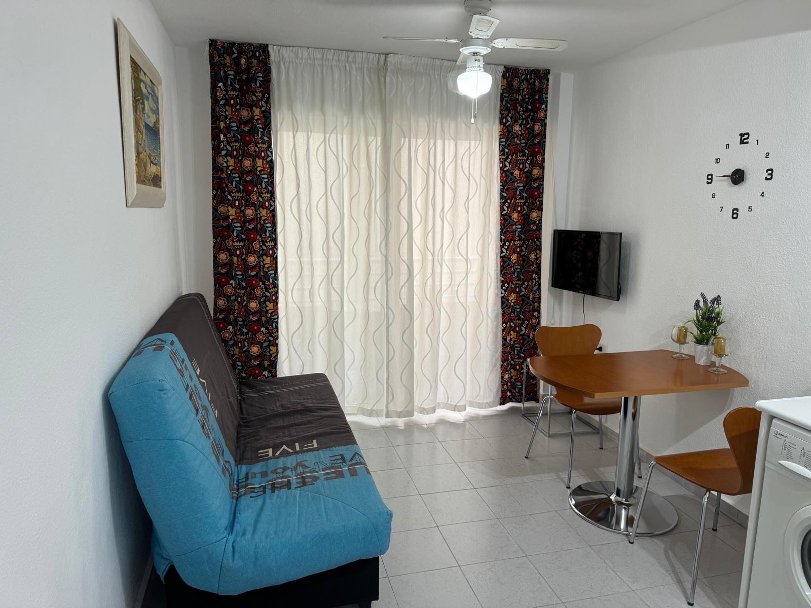 Apartments for sale 1 bd in Torrevieja, Alicante