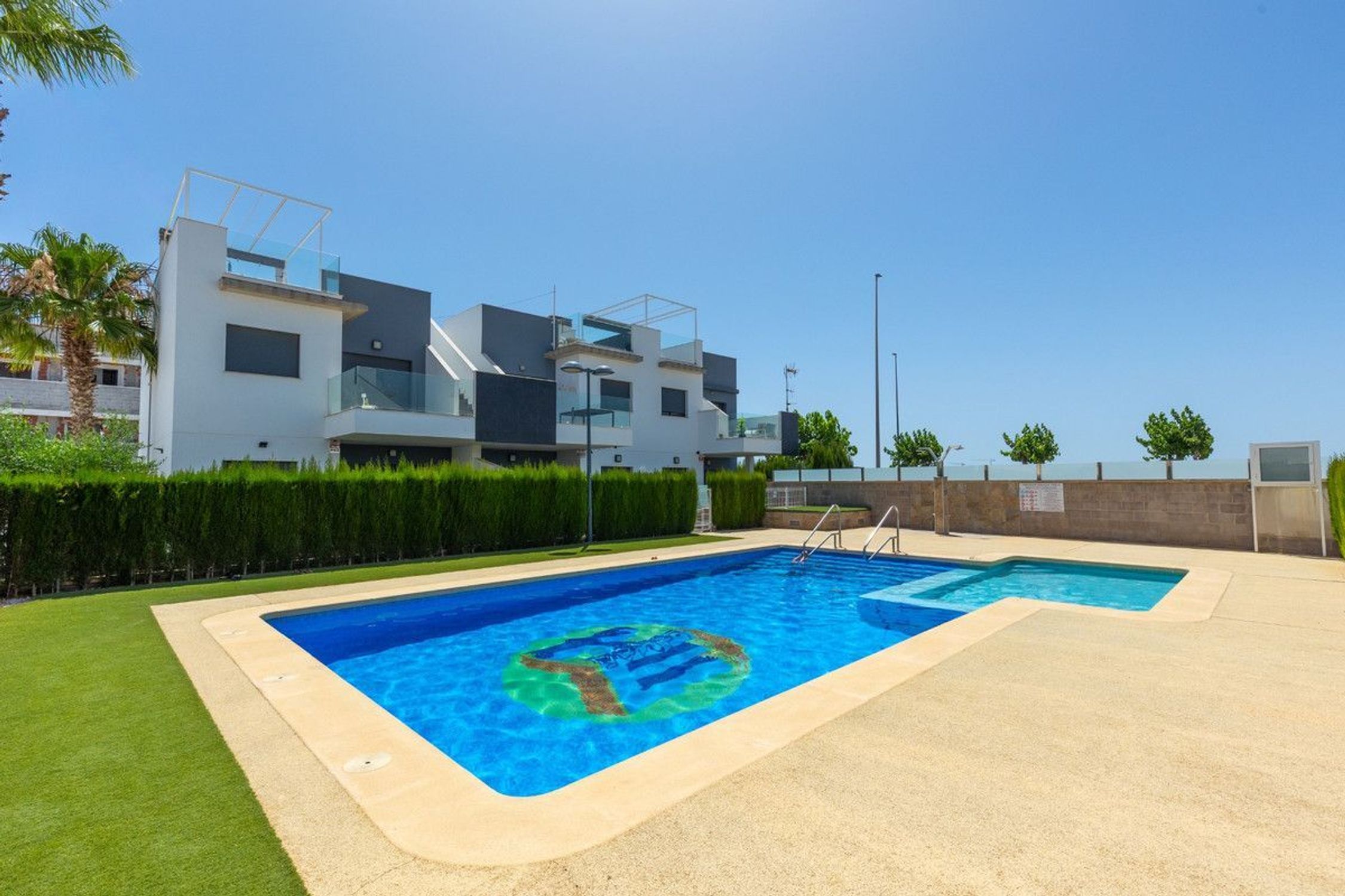 Pisos en venta 2 bd in Pilar de la Horadada, Alicante
